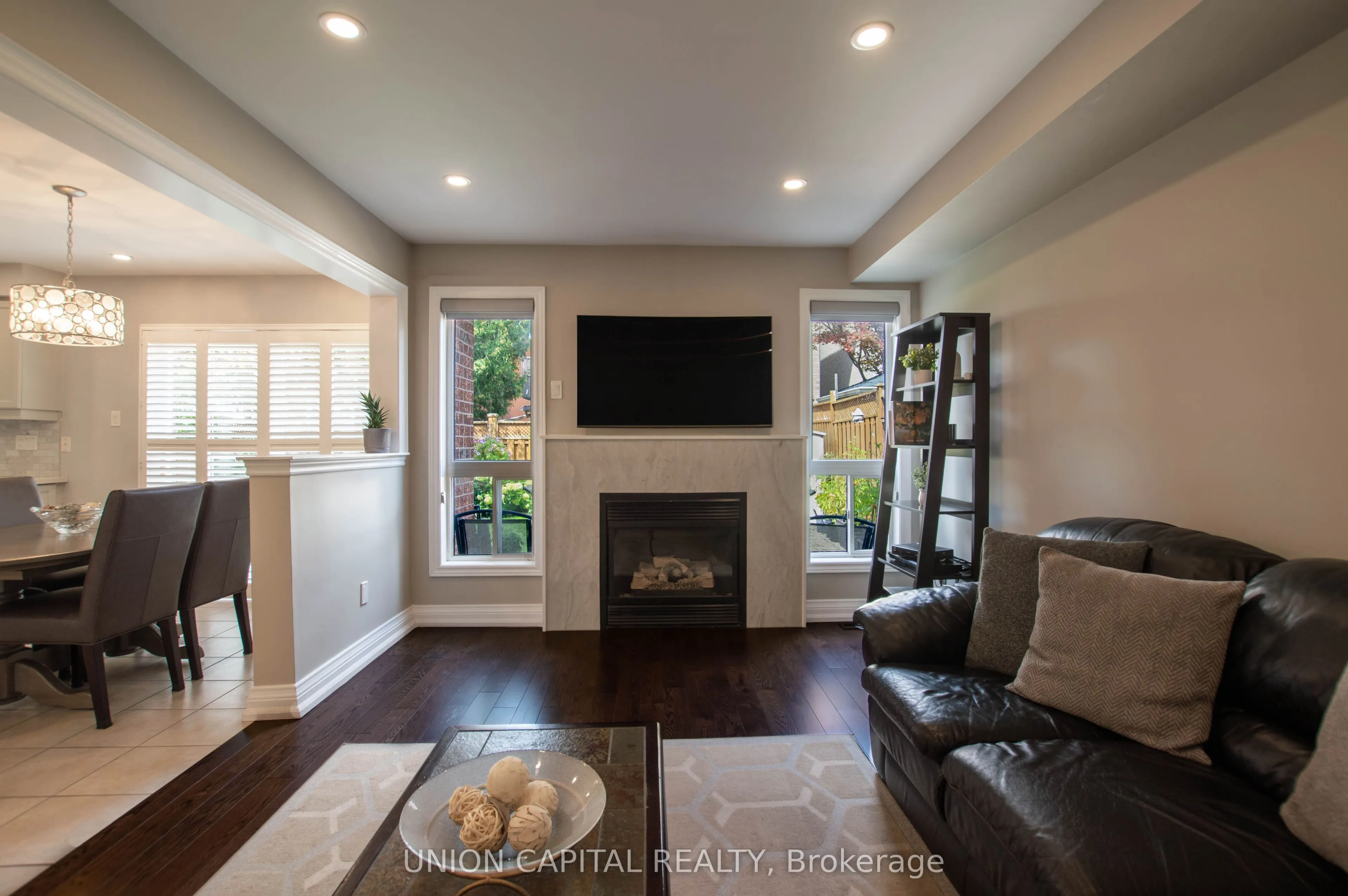 28 Sail Crescent