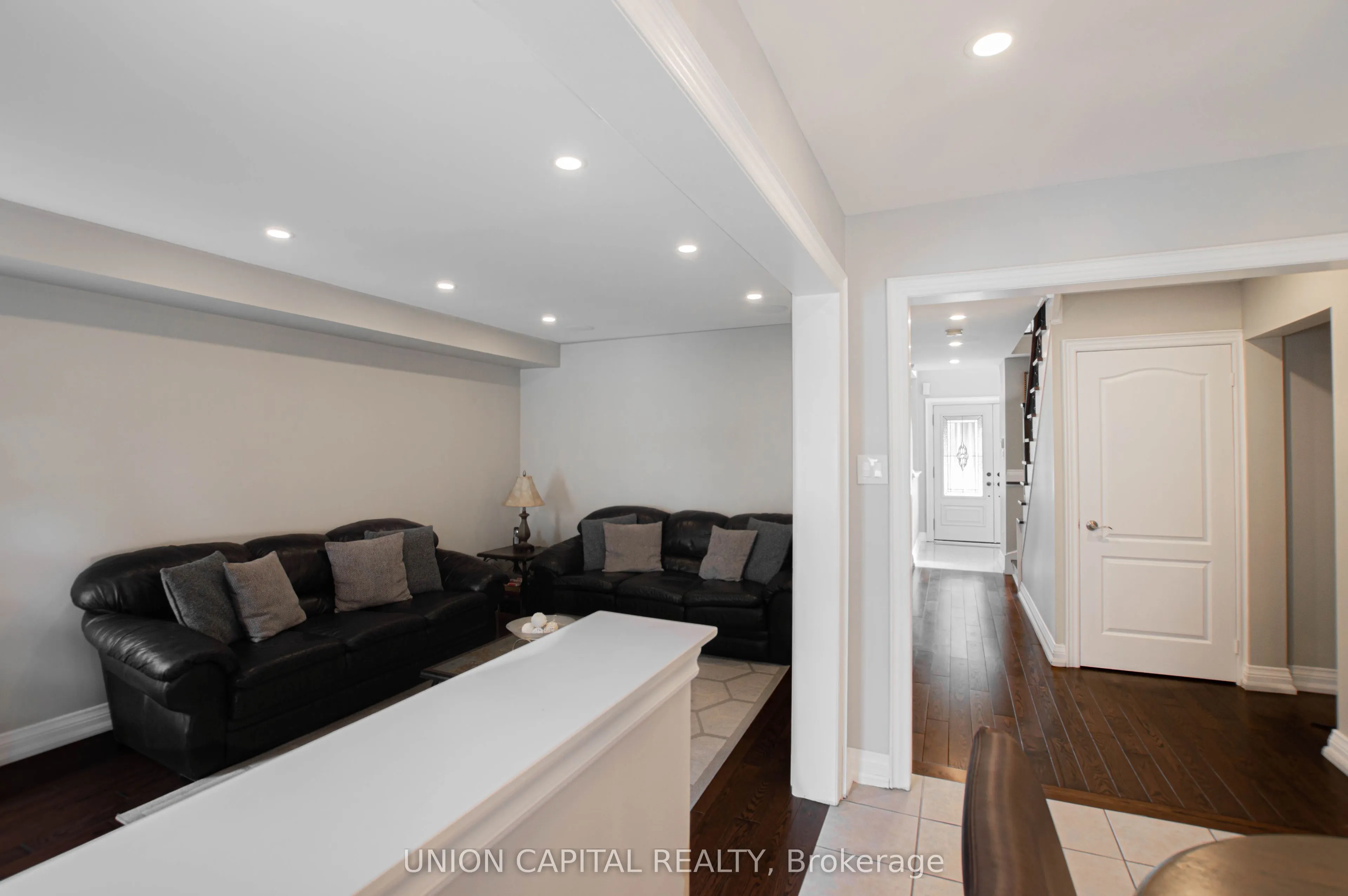 28 Sail Crescent