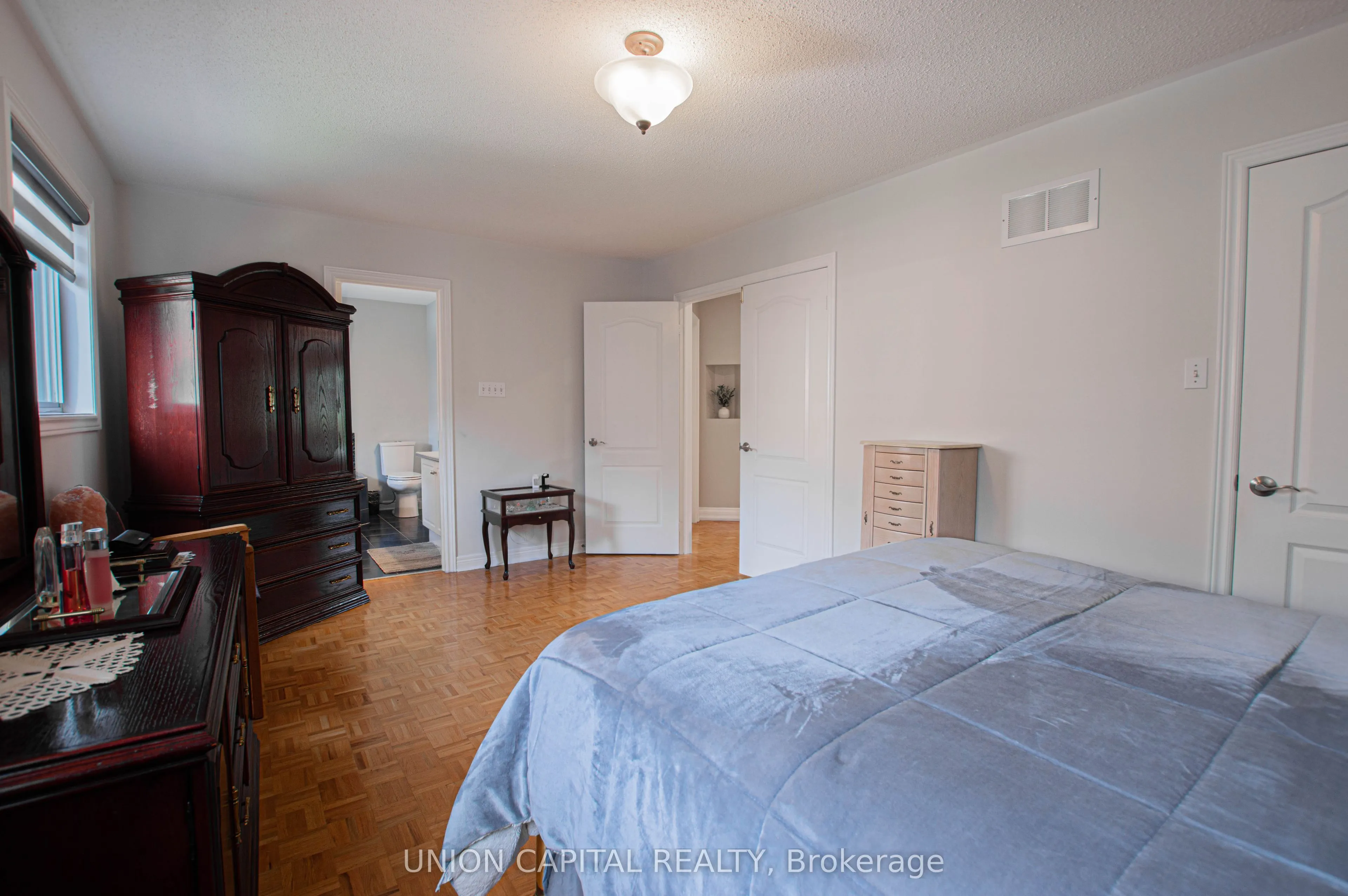 28 Sail Crescent