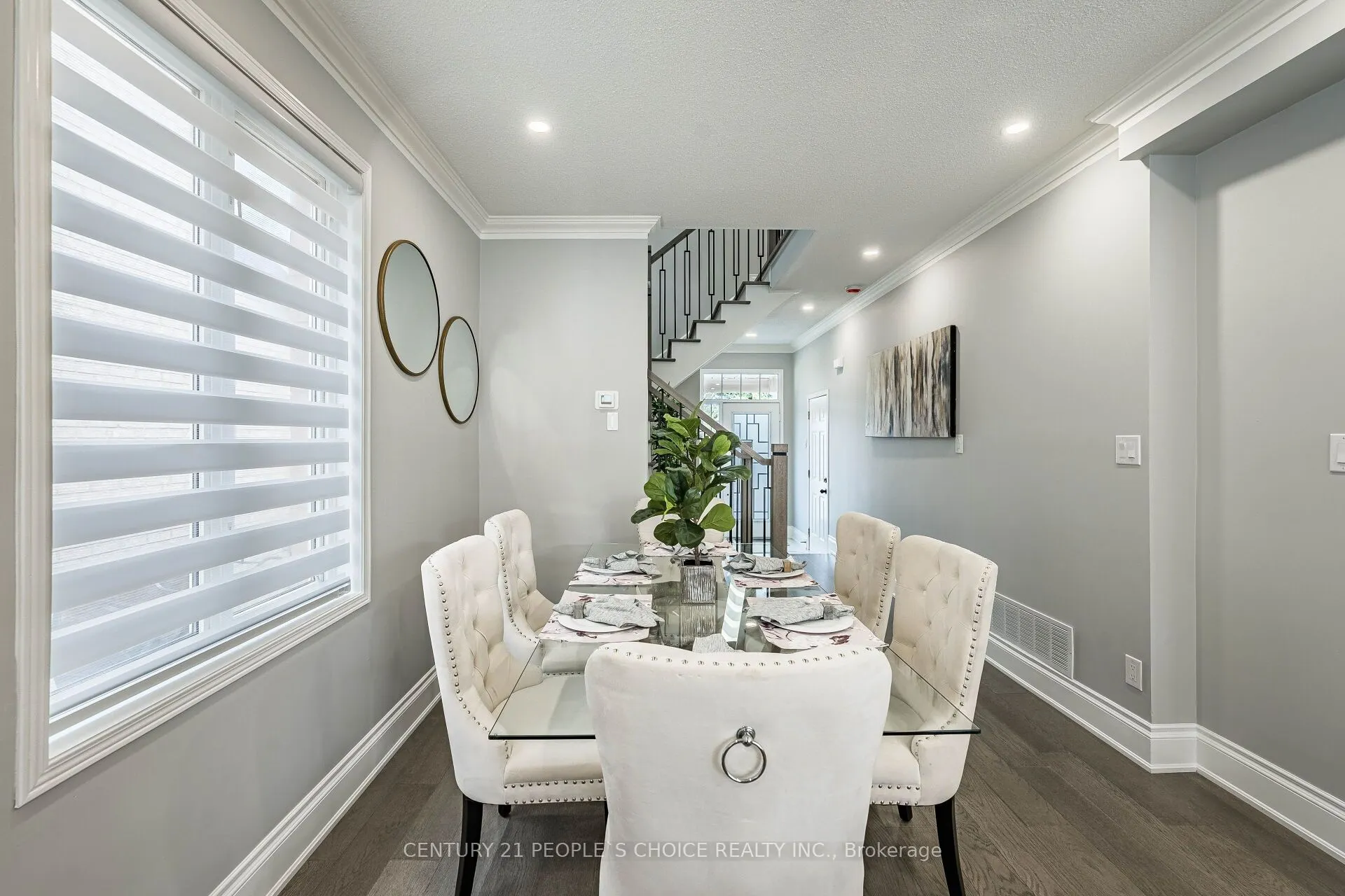 211 Wildberry Crescent