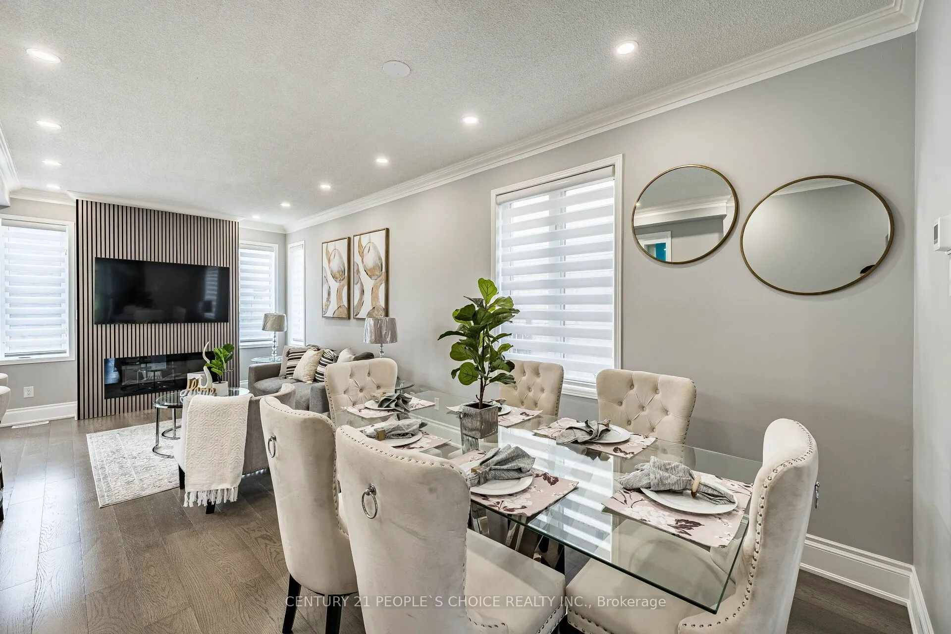 211 Wildberry Crescent