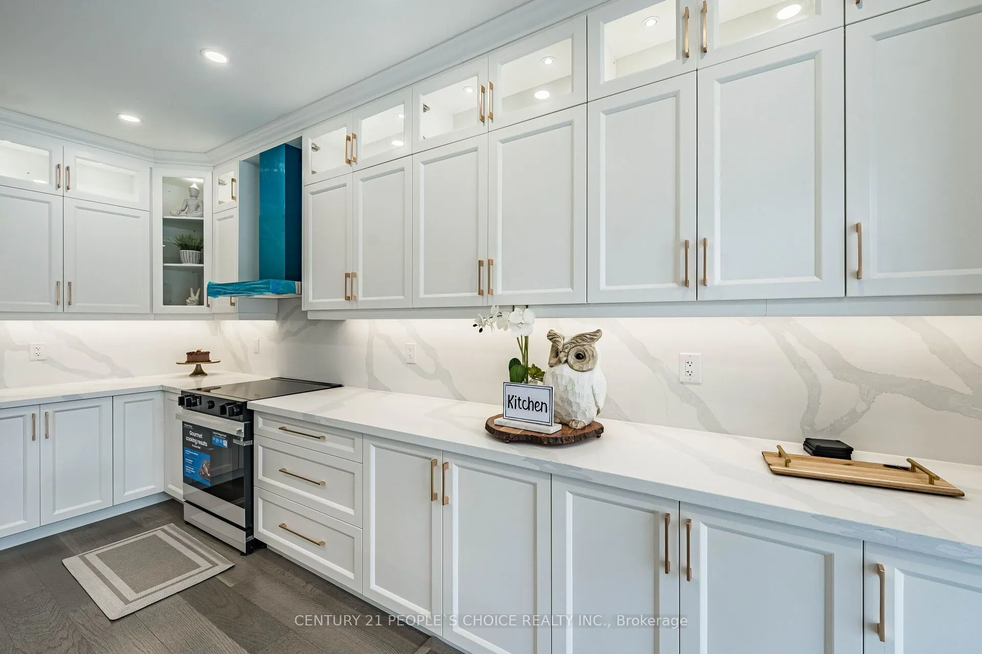 211 Wildberry Crescent