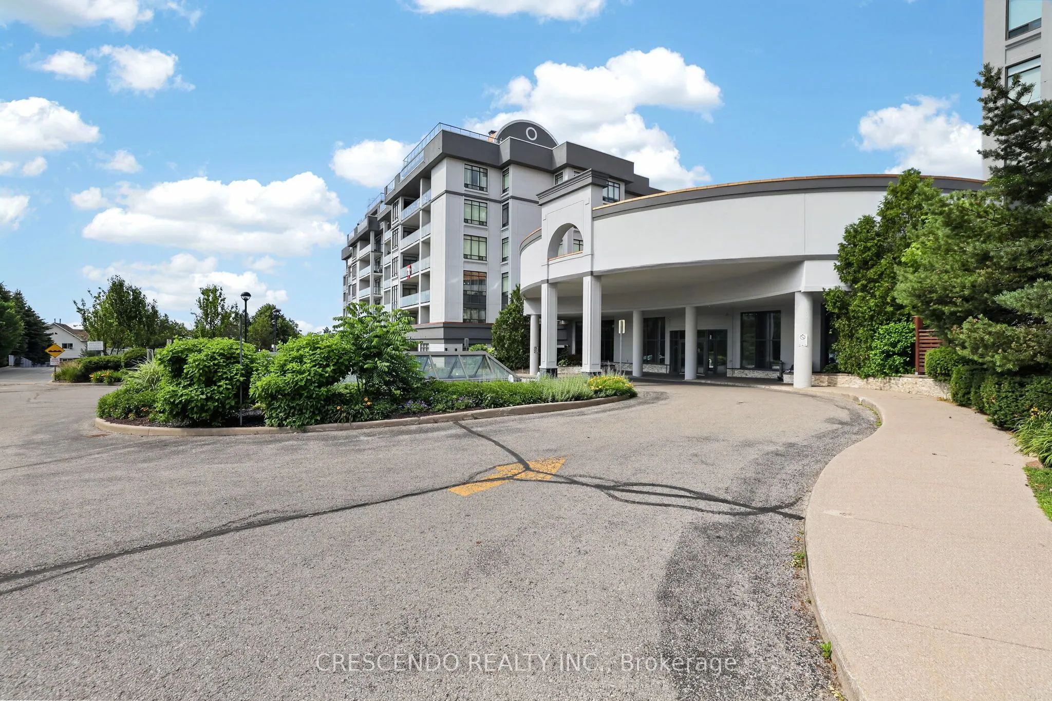 11121 Yonge Street #306