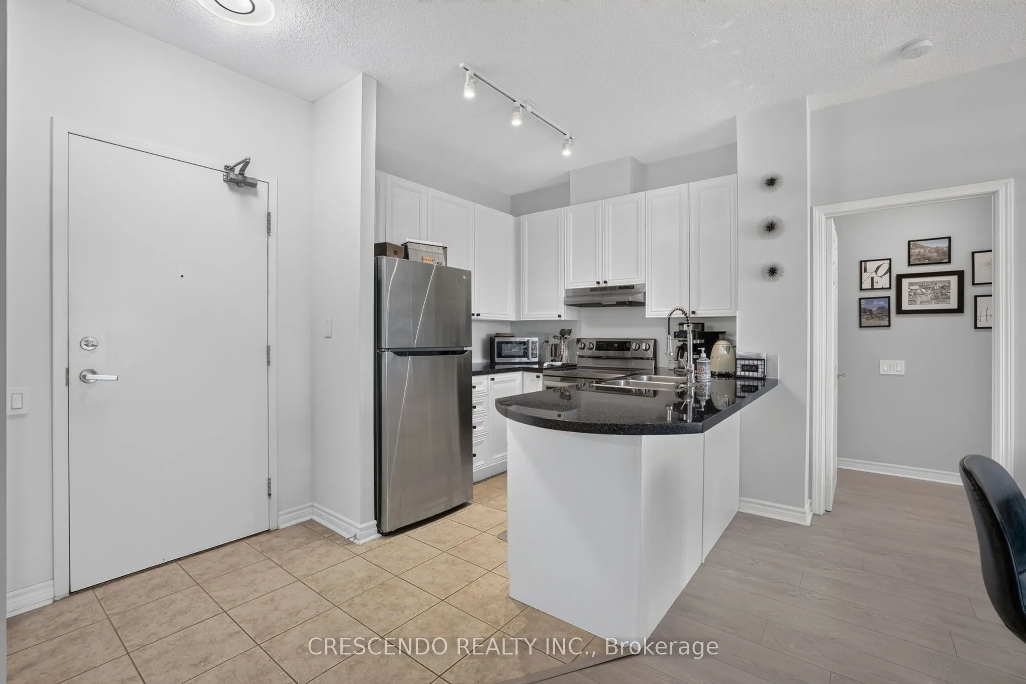 11121 Yonge Street #306