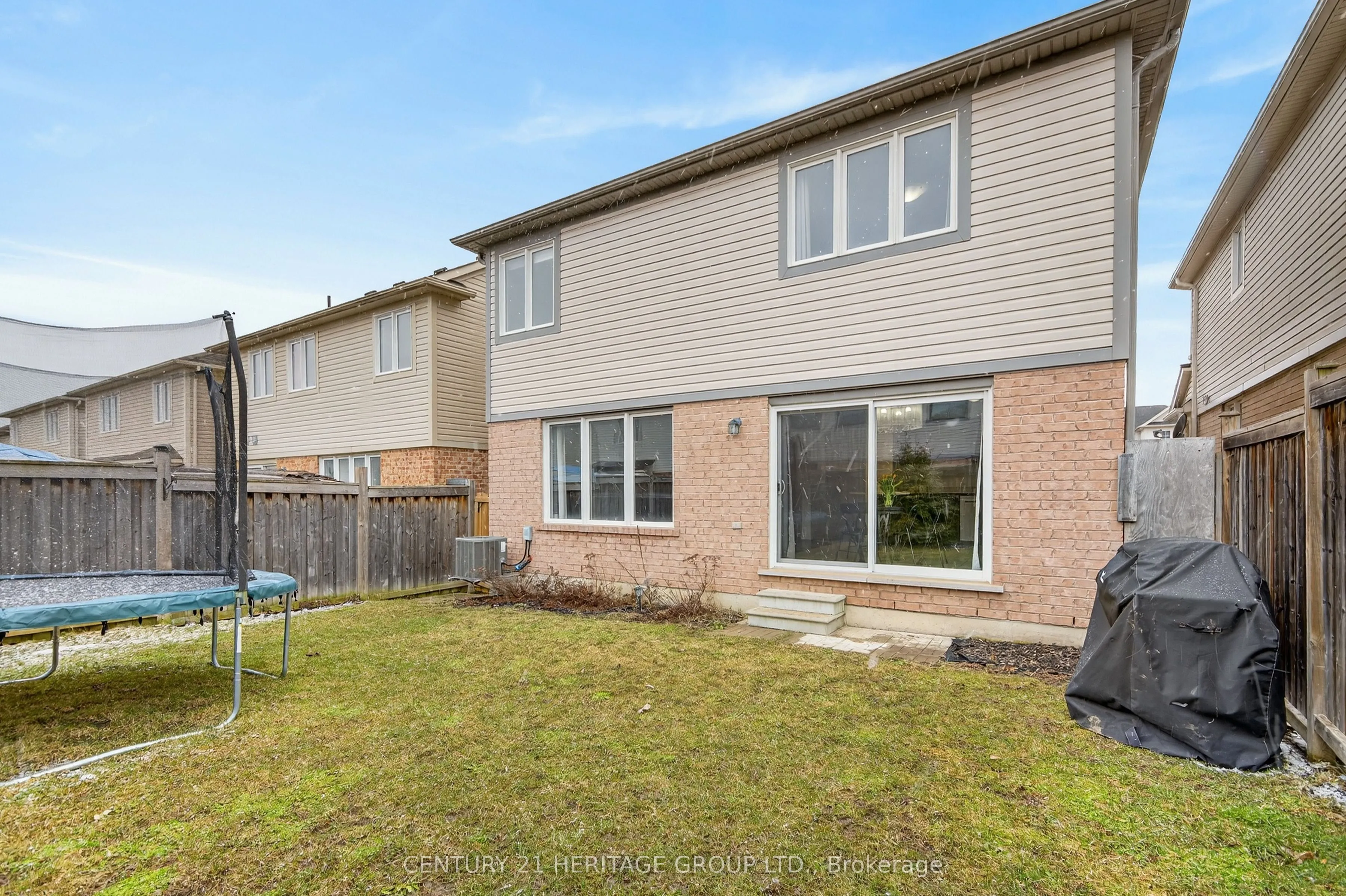 17 Gordon Drive