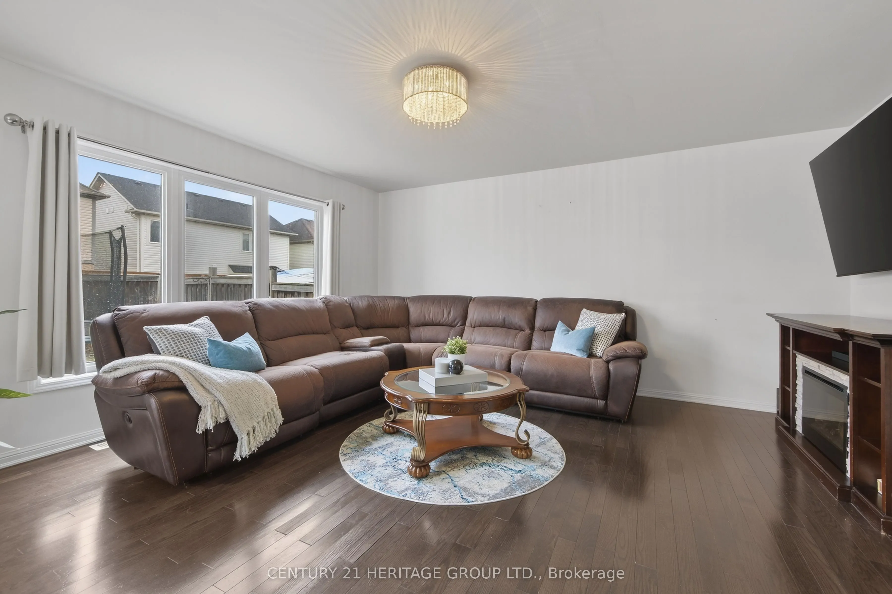 17 Gordon Drive
