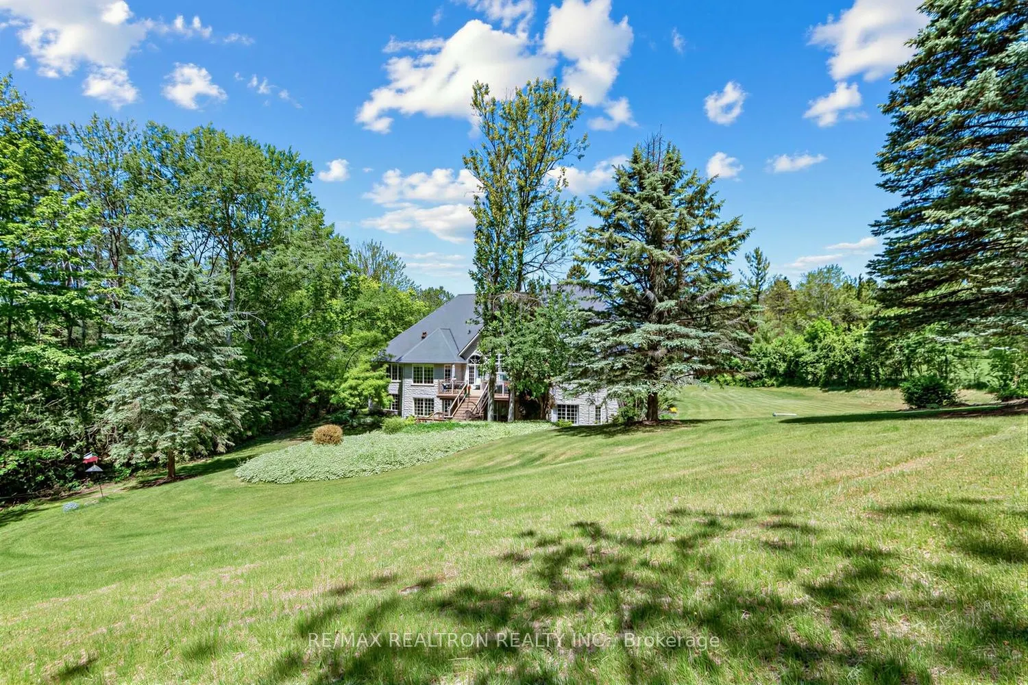 7 Gilbert Drive