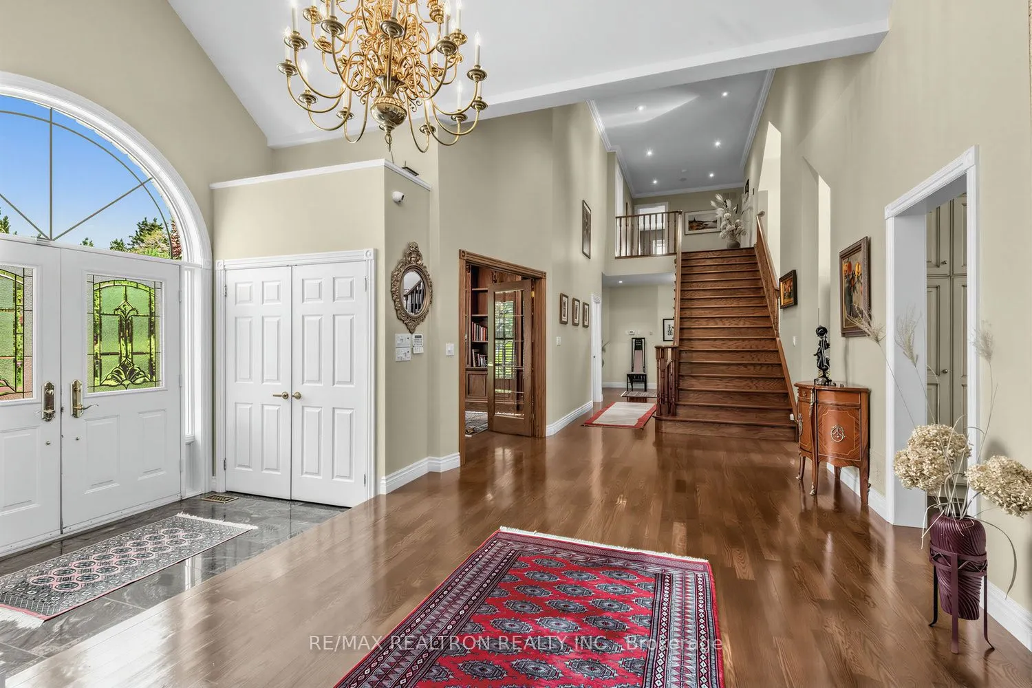 7 Gilbert Drive
