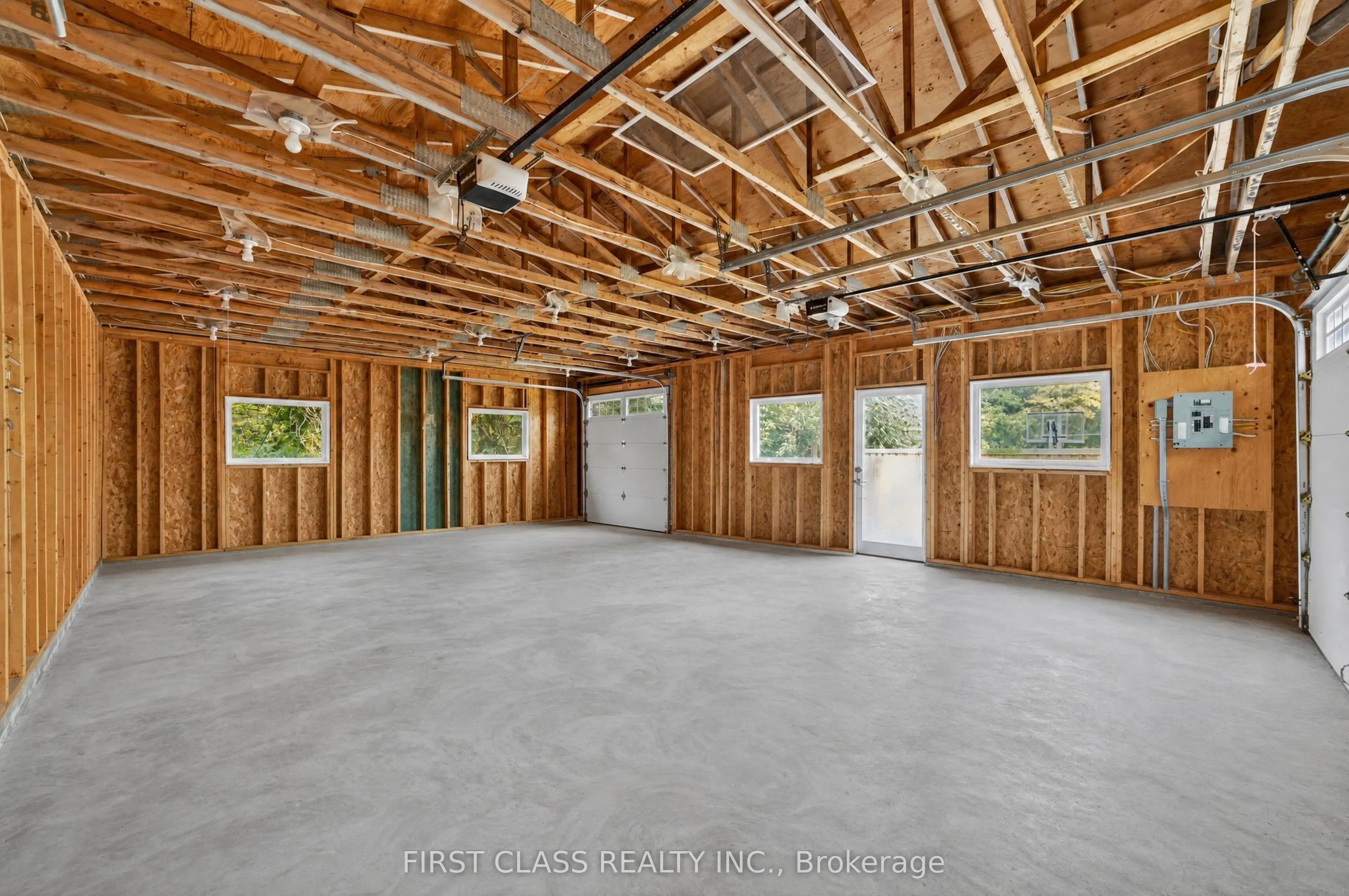 302 Brookside Road