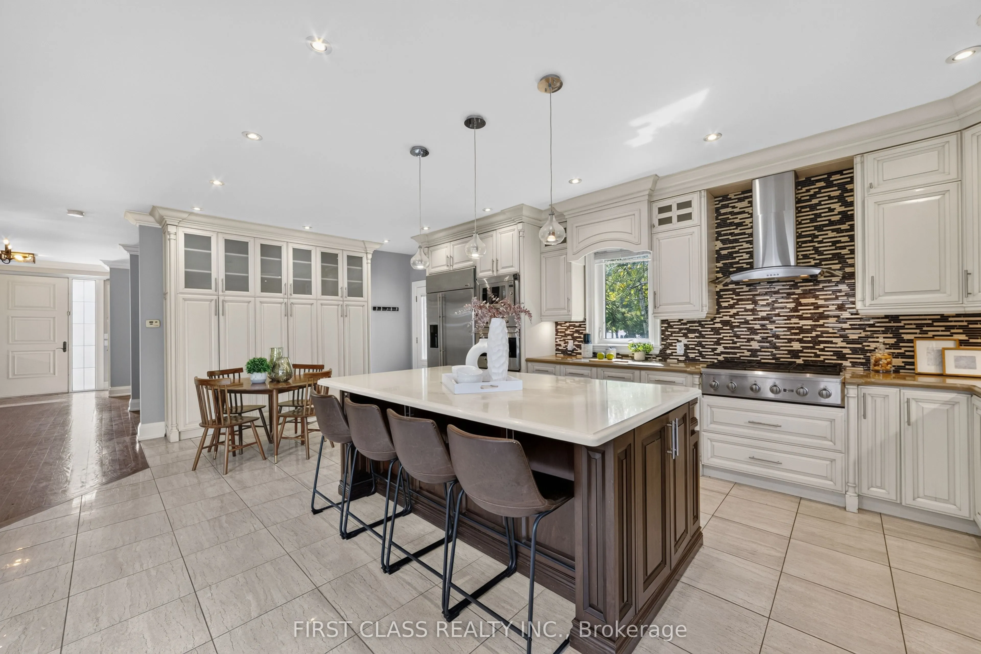 302 Brookside Road