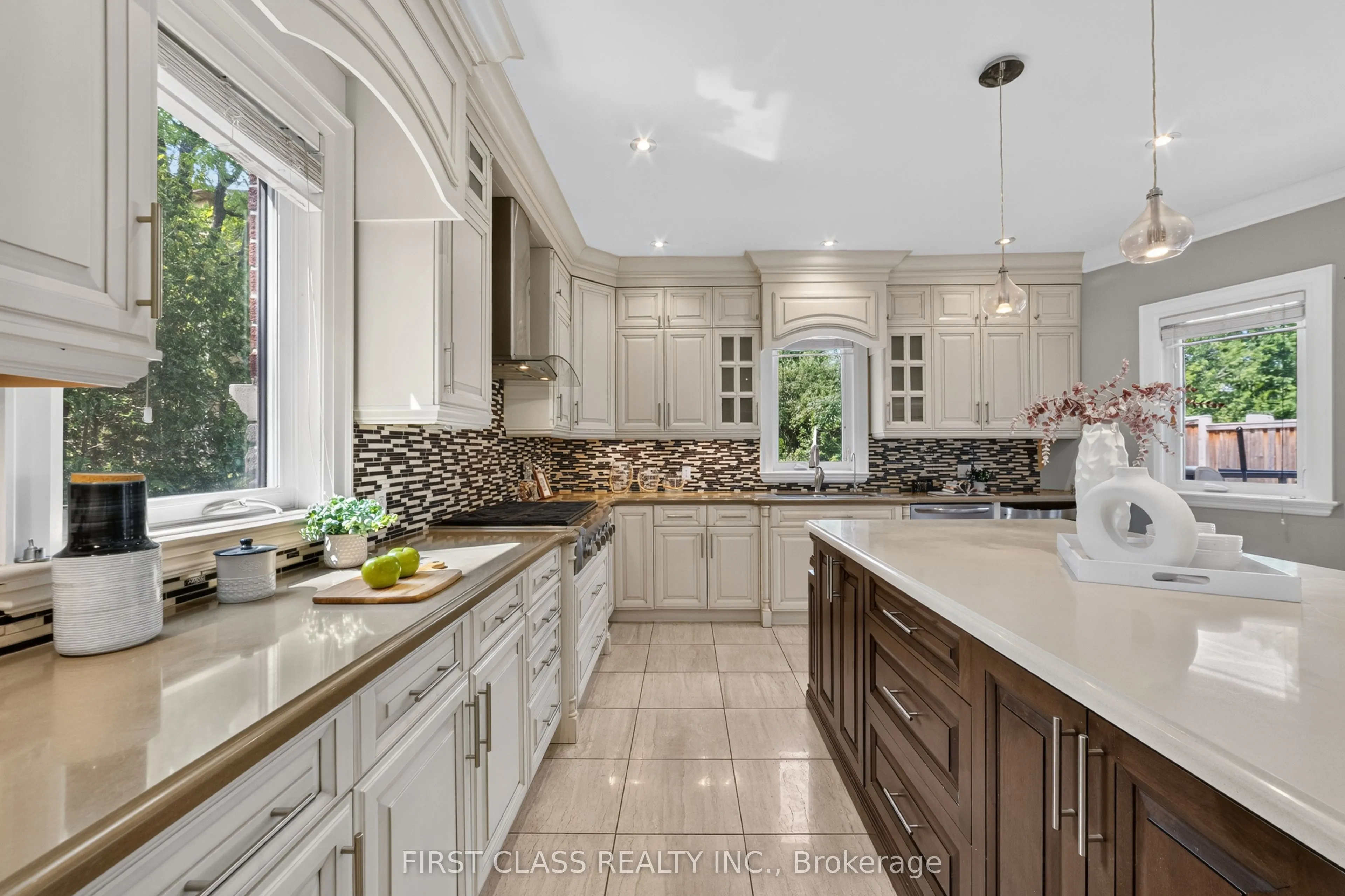 302 Brookside Road