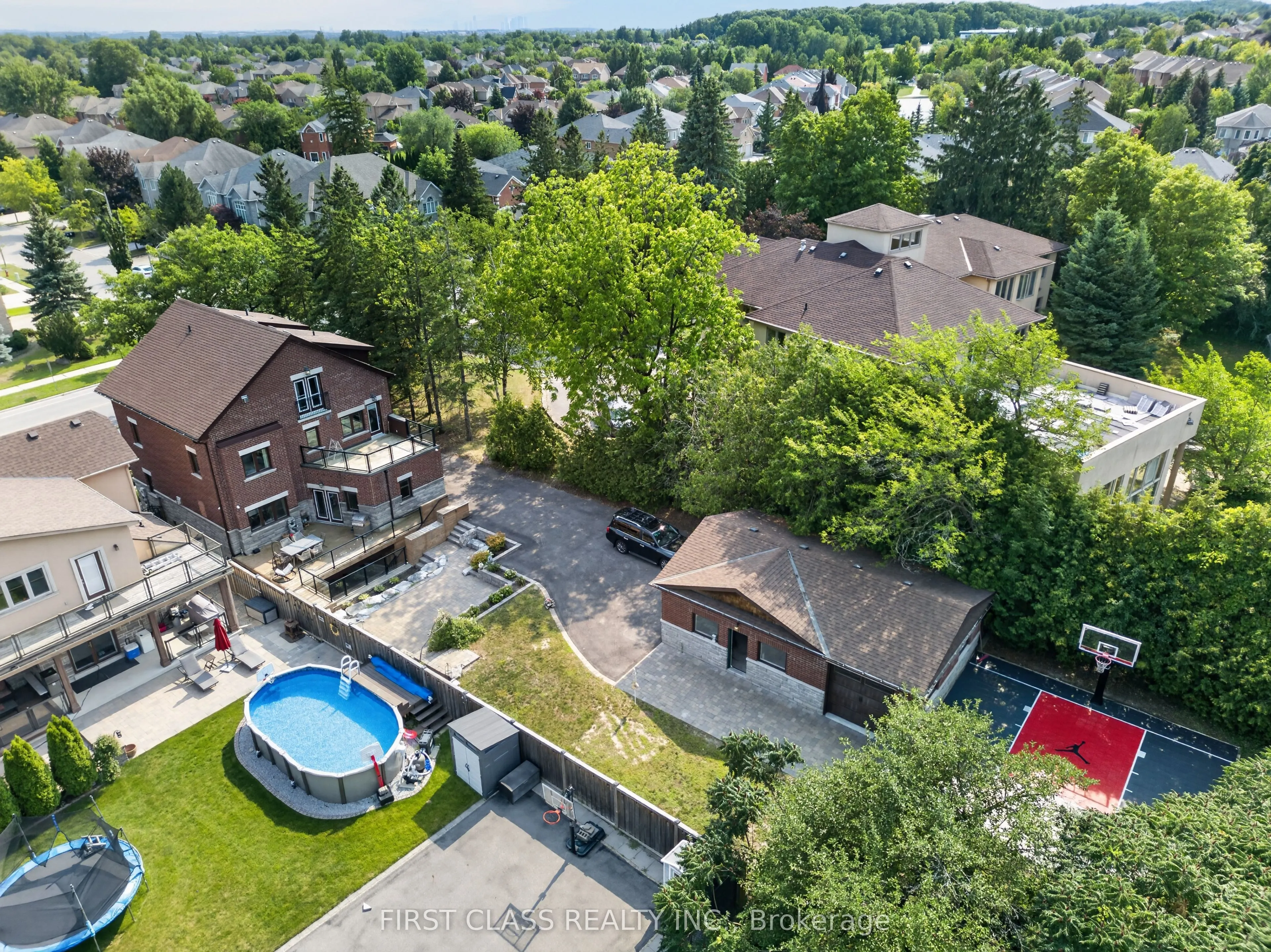302 Brookside Road