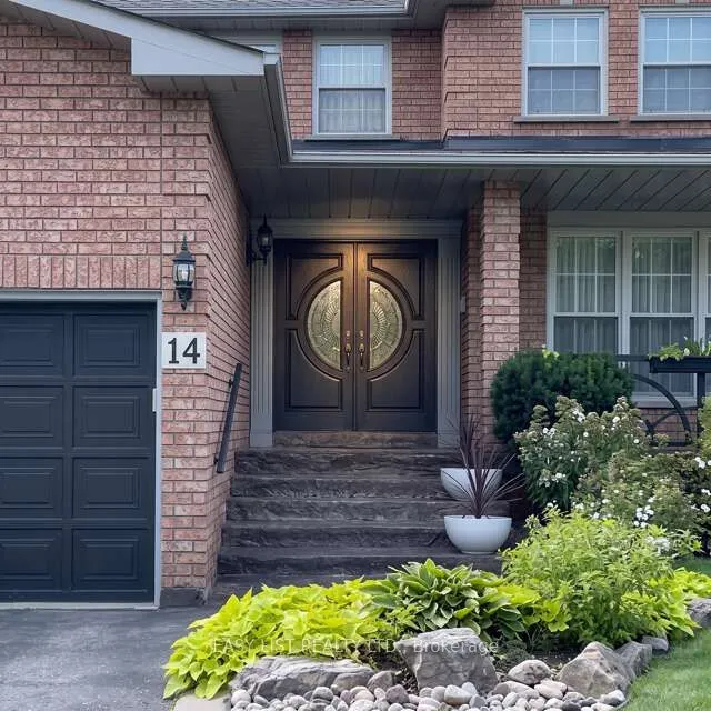 14 Gas Light Crescent