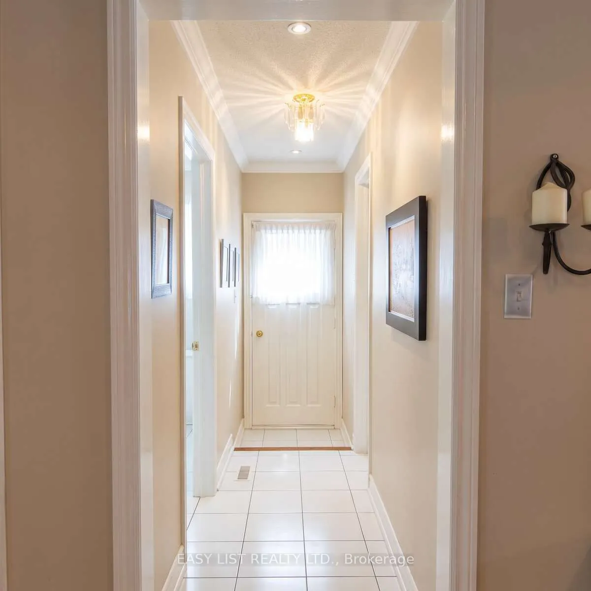 14 Gas Light Crescent