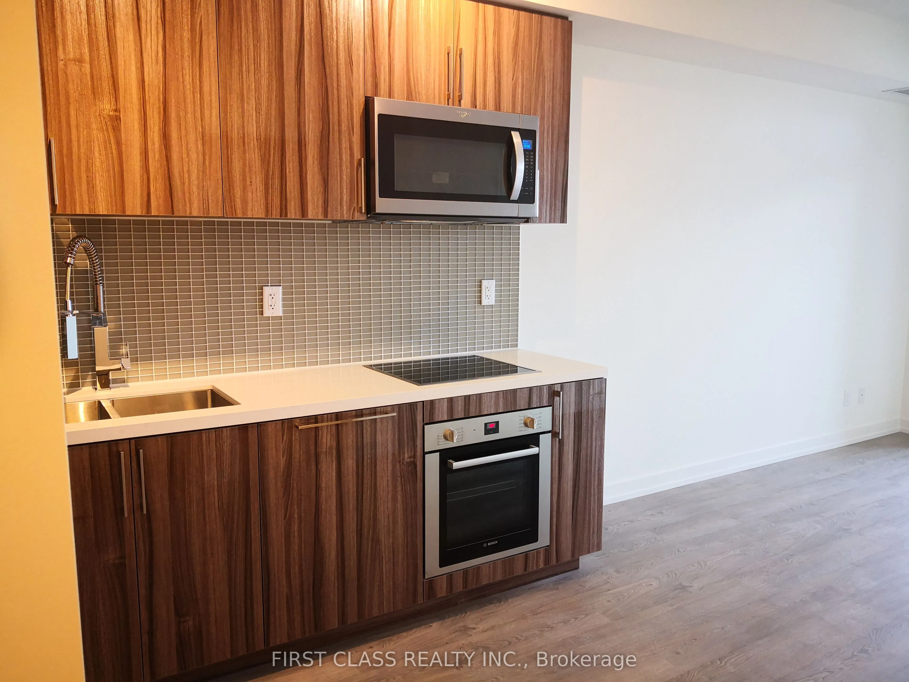 1 Grandview Avenue #601