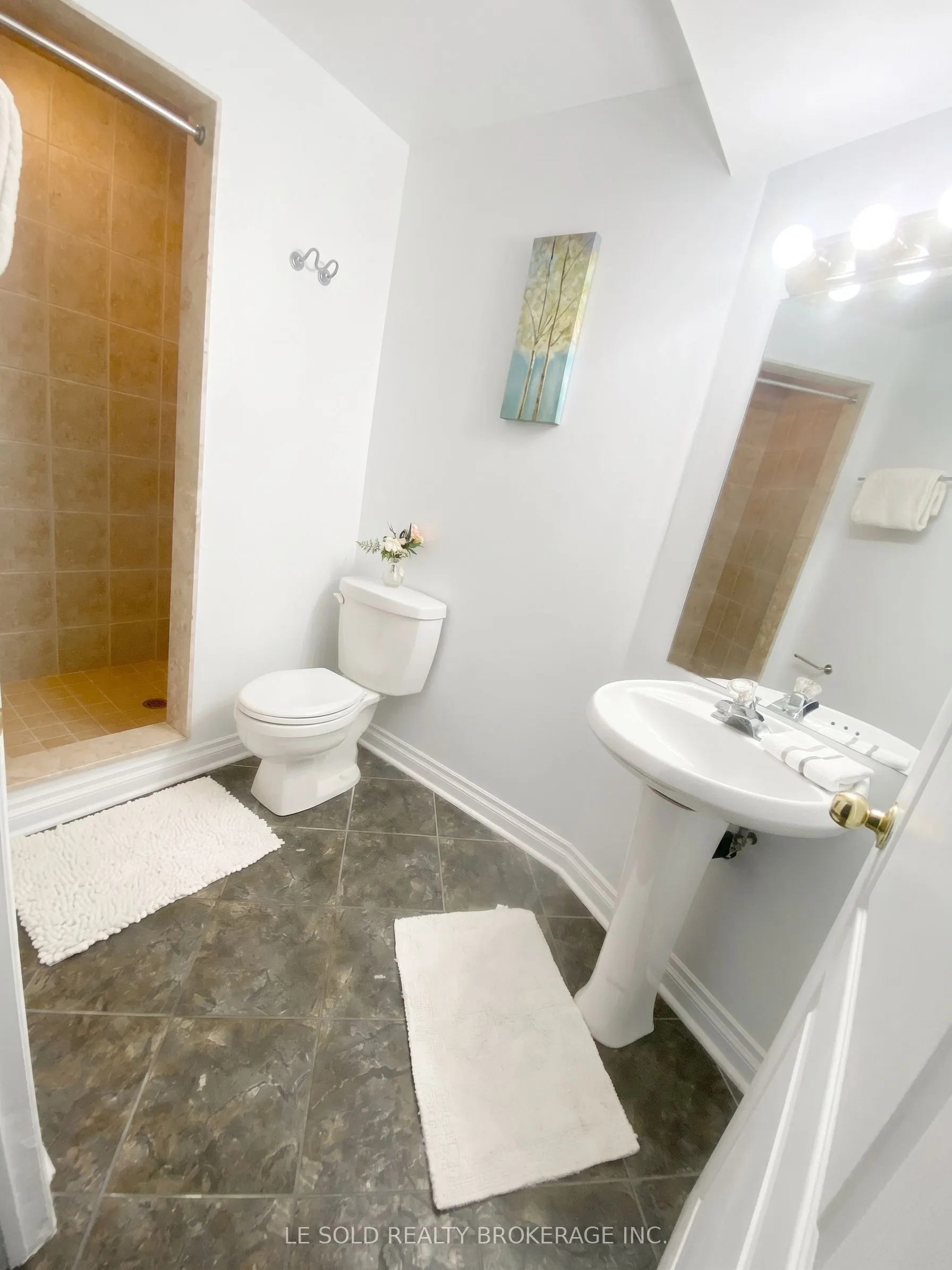 76 Larratt Lane