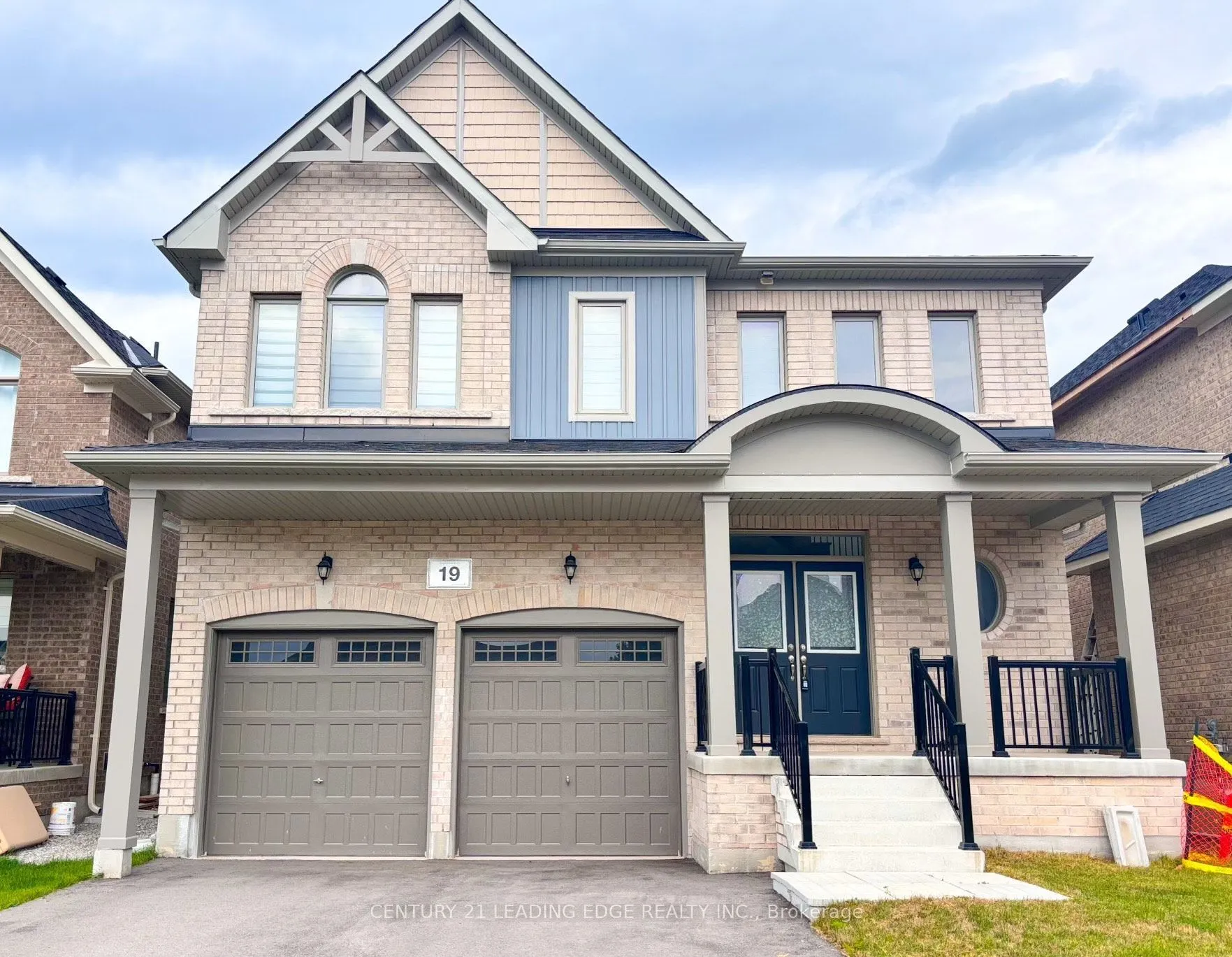 19 Wakefield Boulevard