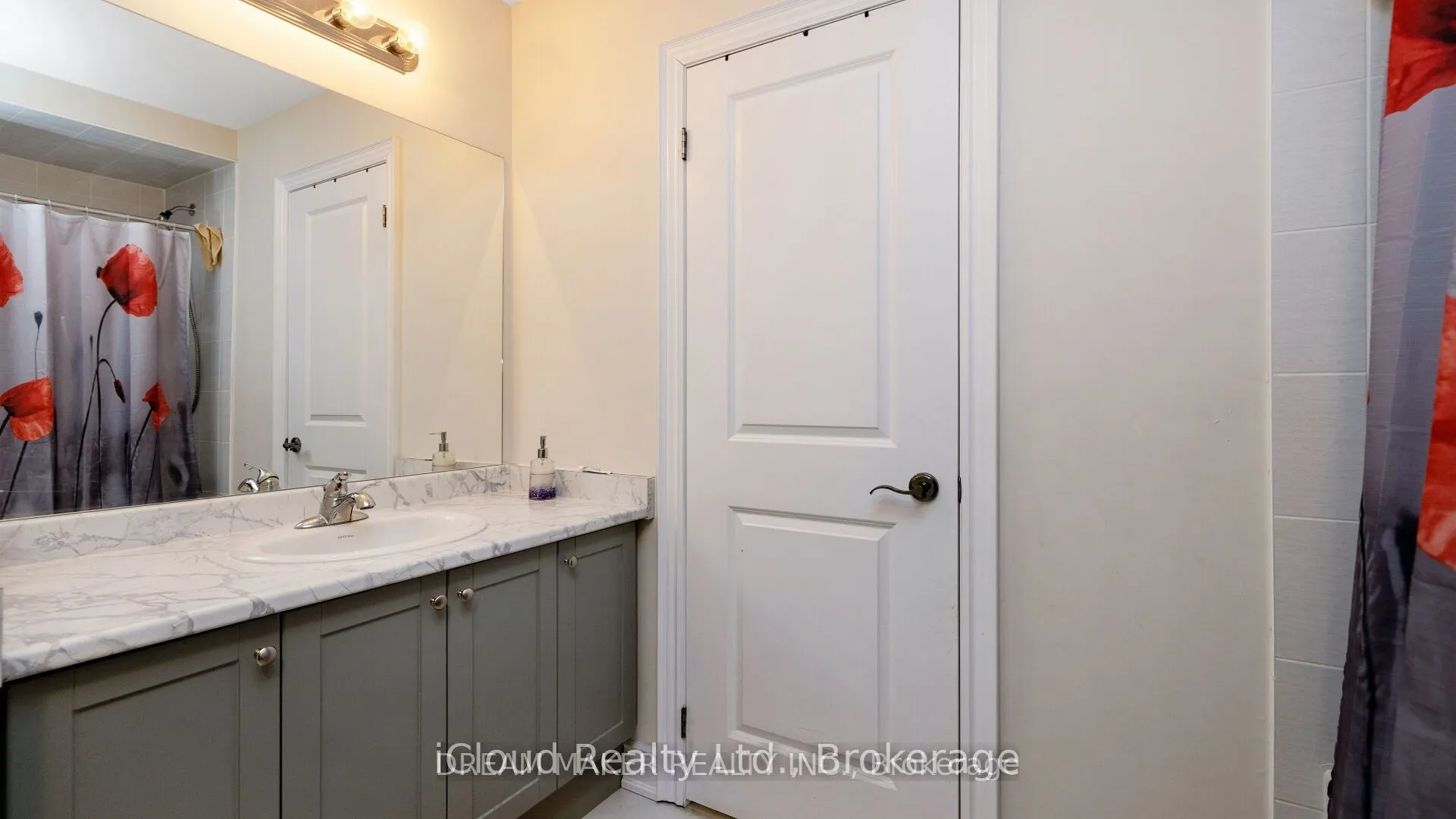 73 Lorne Thomas Place