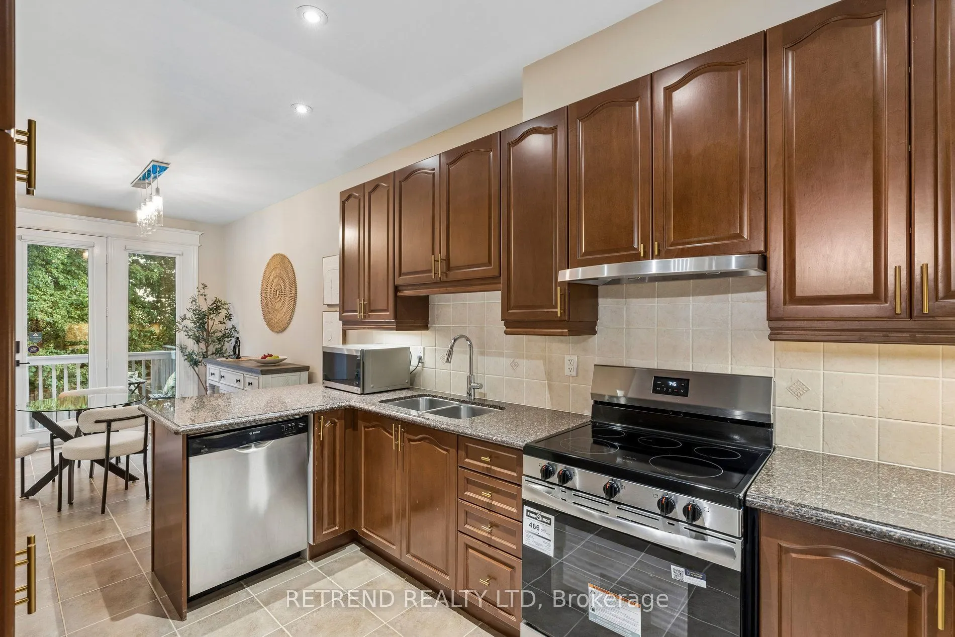 83 Southvale Drive