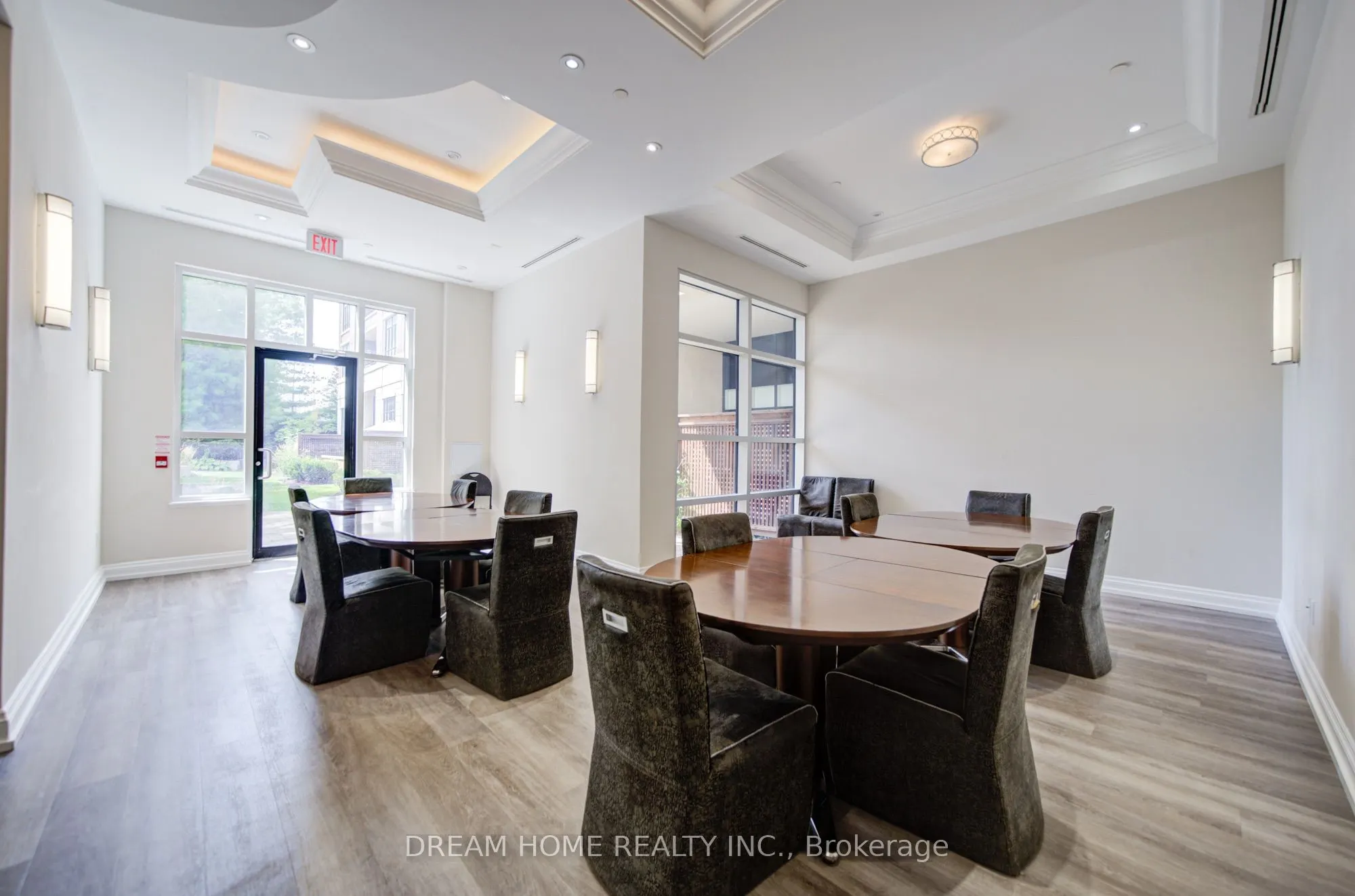 2396 Major Mackenzie Drive #322