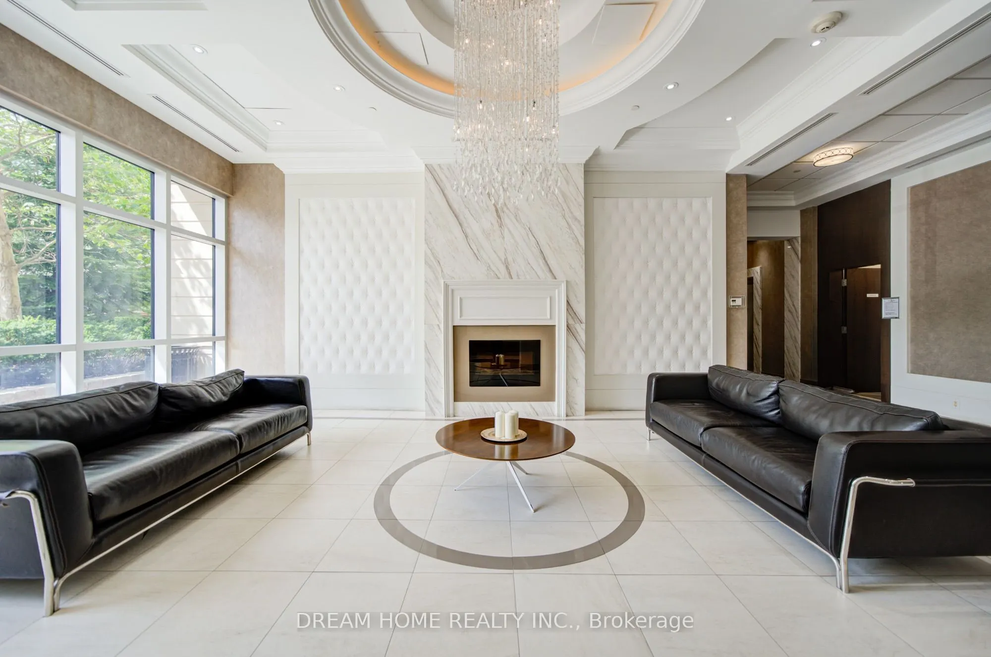 2396 Major Mackenzie Drive #322