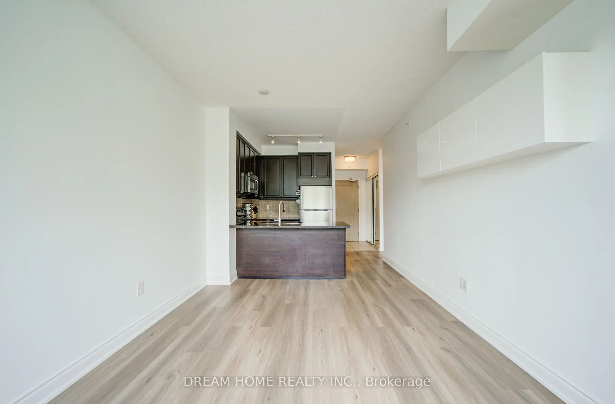 2396 Major Mackenzie Drive #322