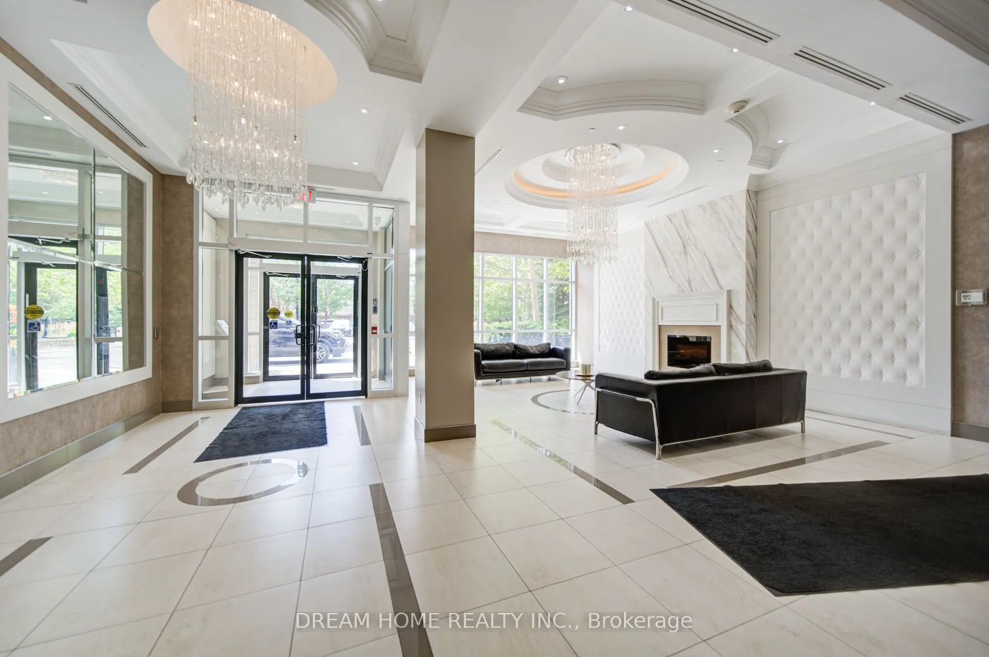 2396 Major Mackenzie Drive #322