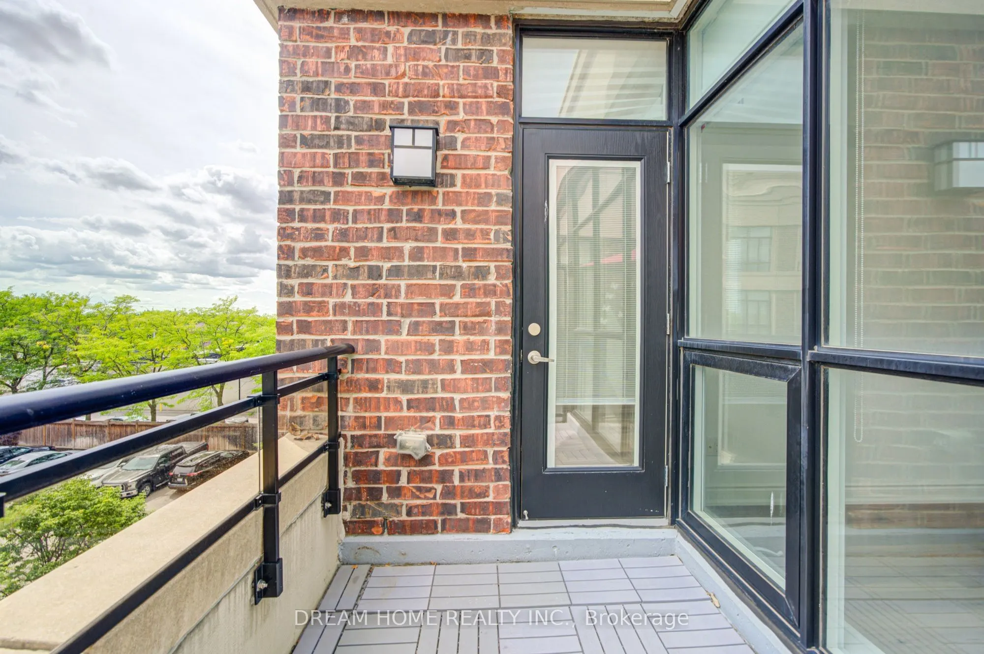 2396 Major Mackenzie Drive #322