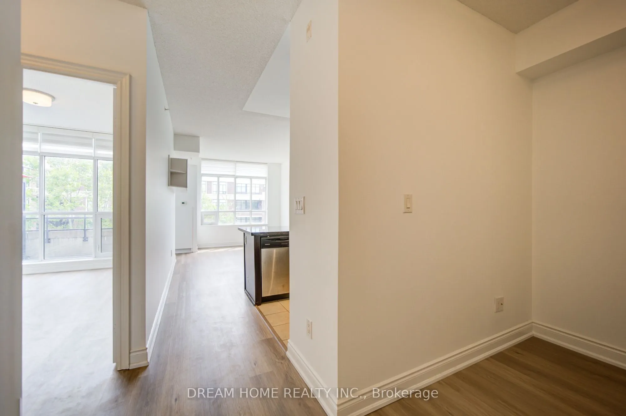 2396 Major Mackenzie Drive #322