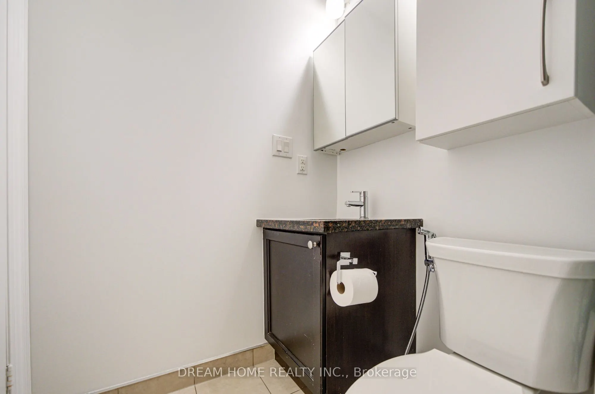 2396 Major Mackenzie Drive #322