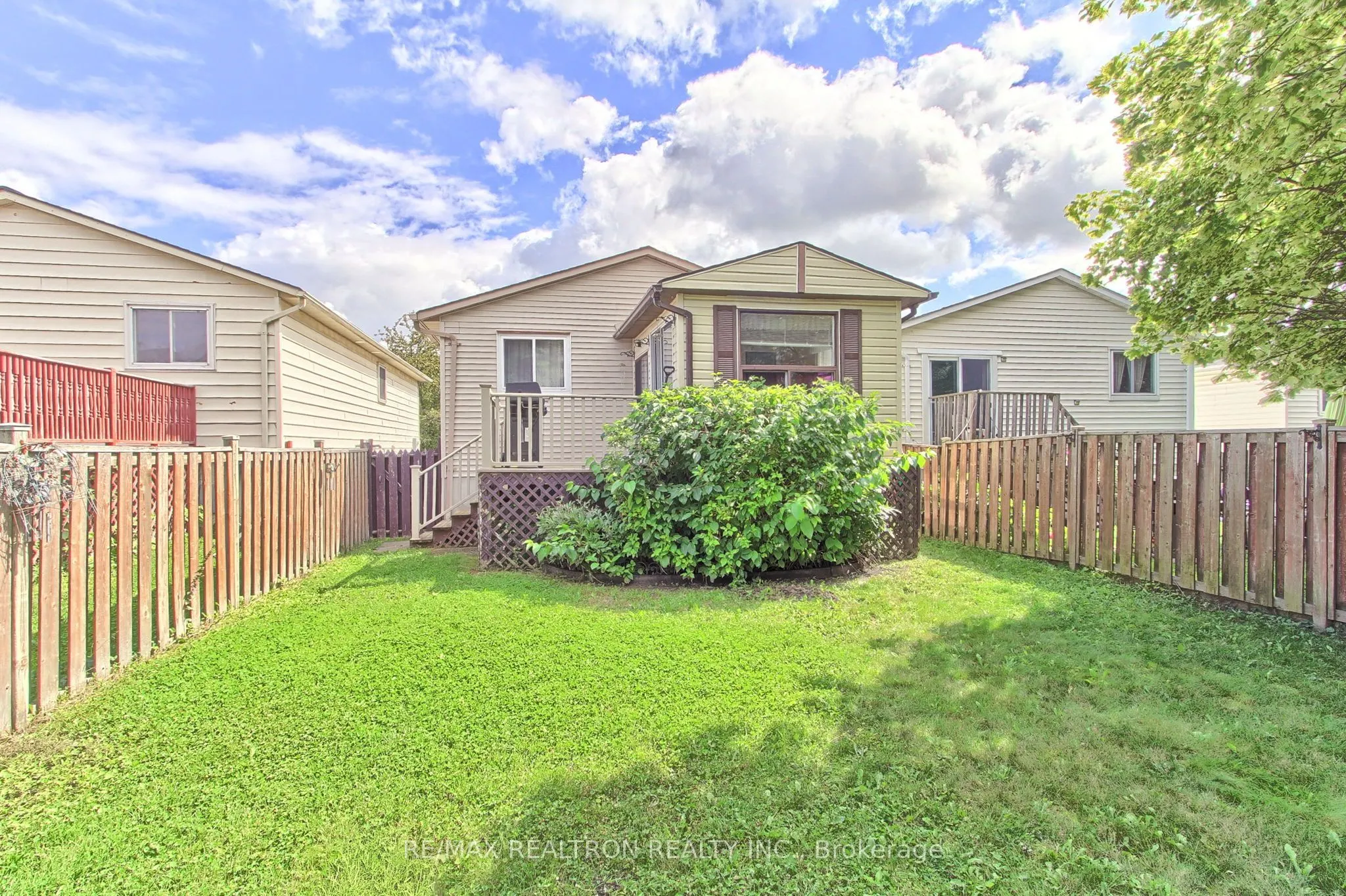 28 Longview Drive
