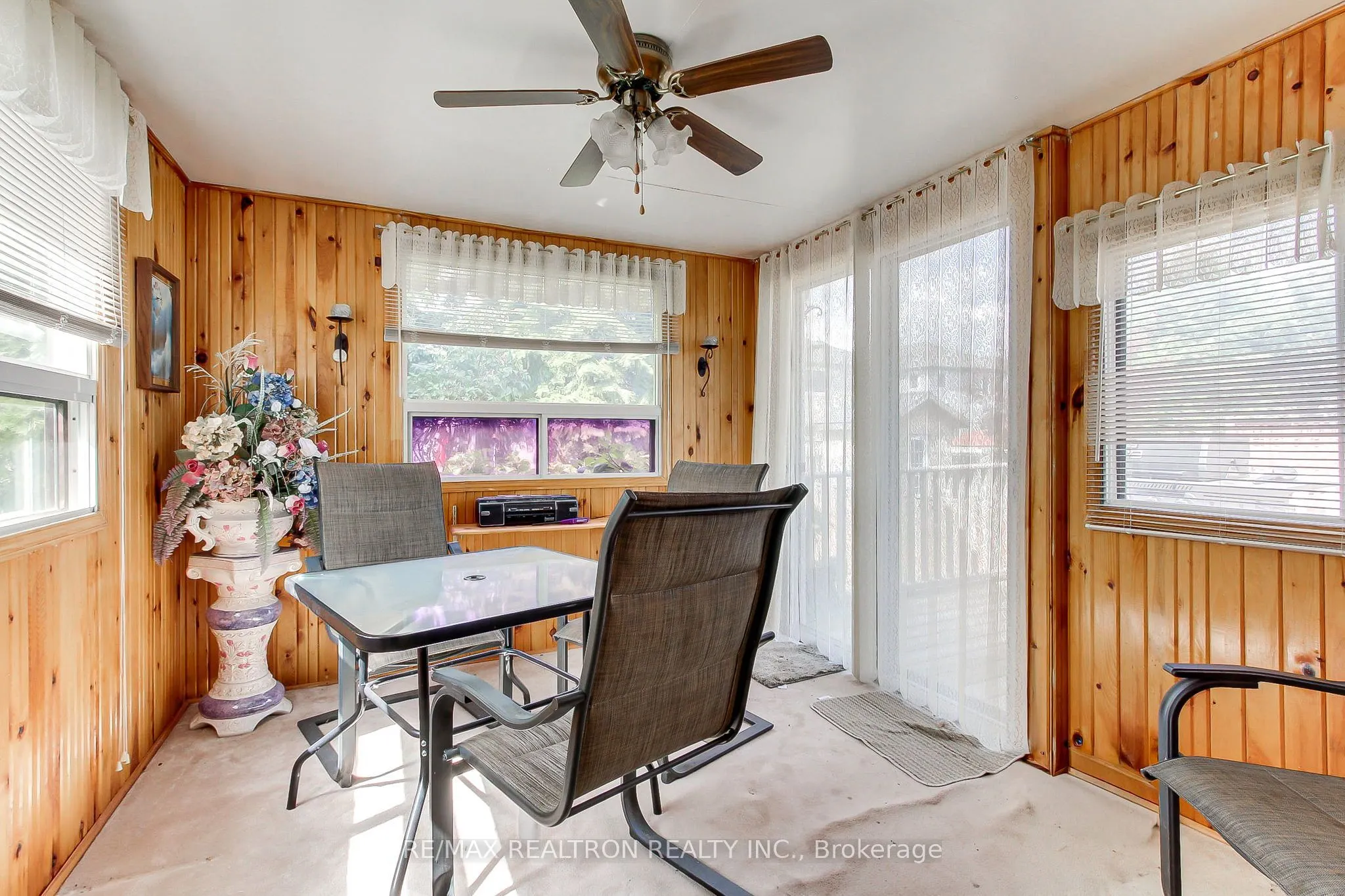 28 Longview Drive