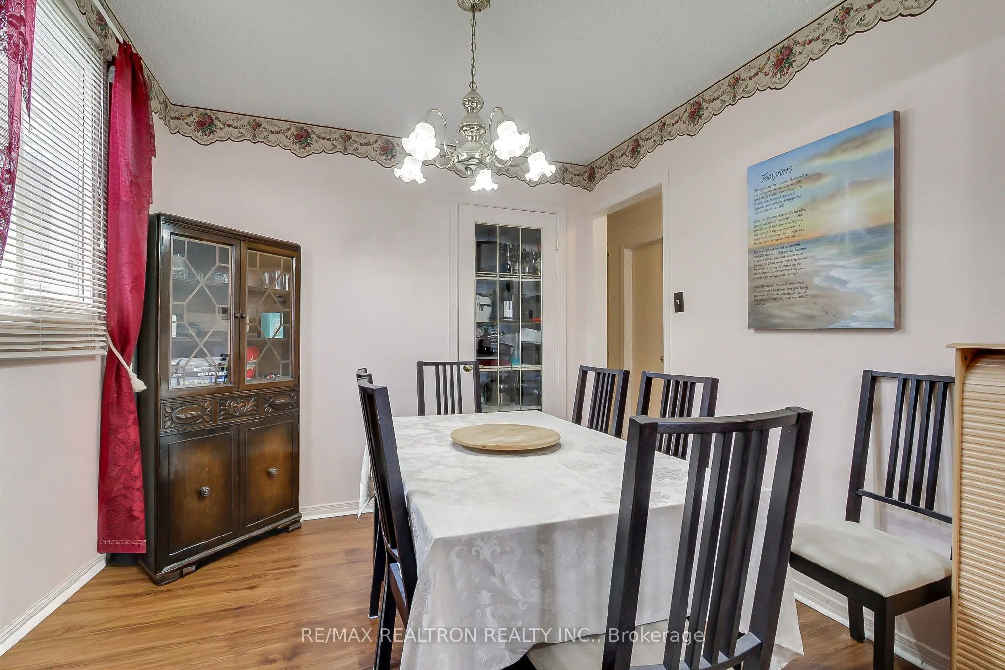 28 Longview Drive