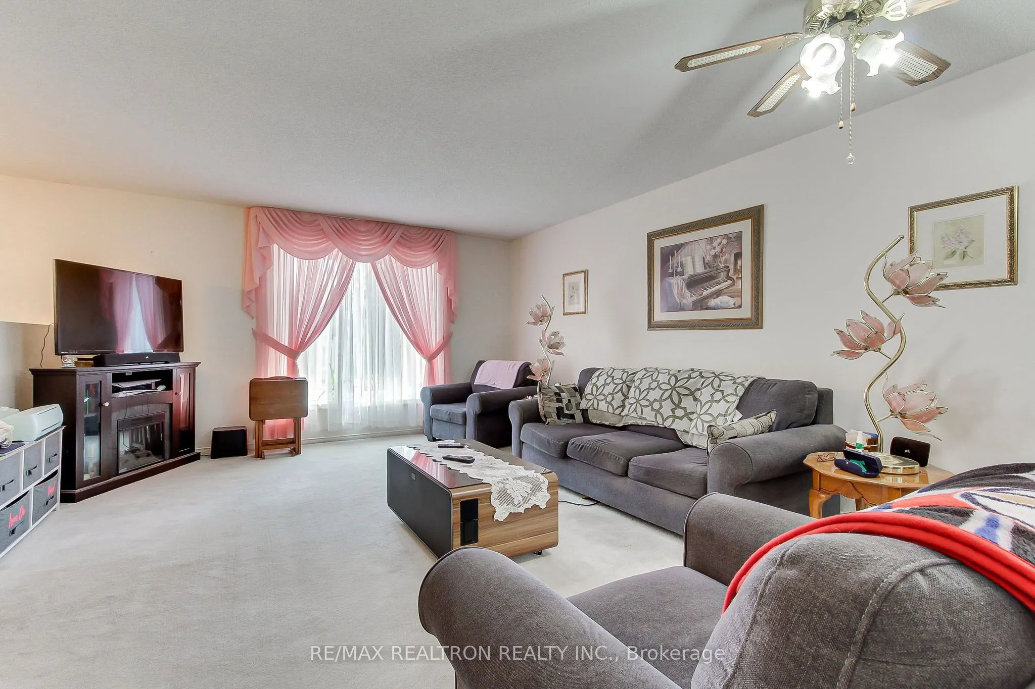 28 Longview Drive
