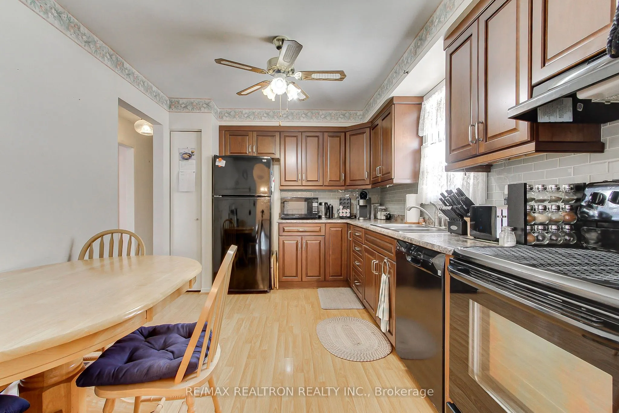 28 Longview Drive