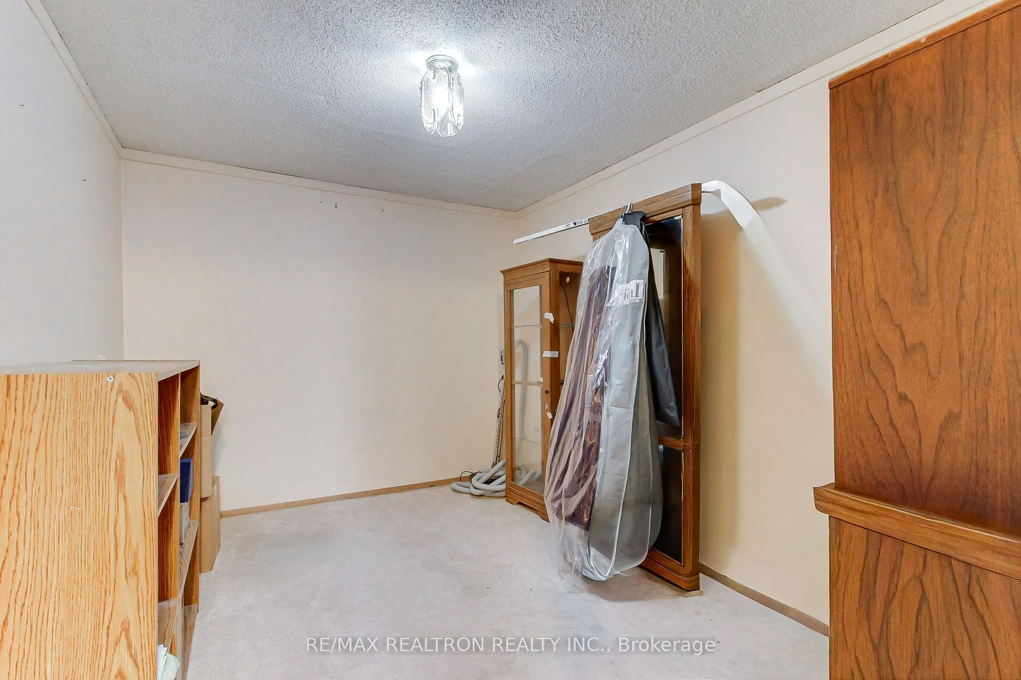 28 Longview Drive