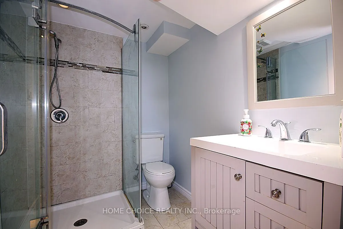 155 Hollandview Trail
