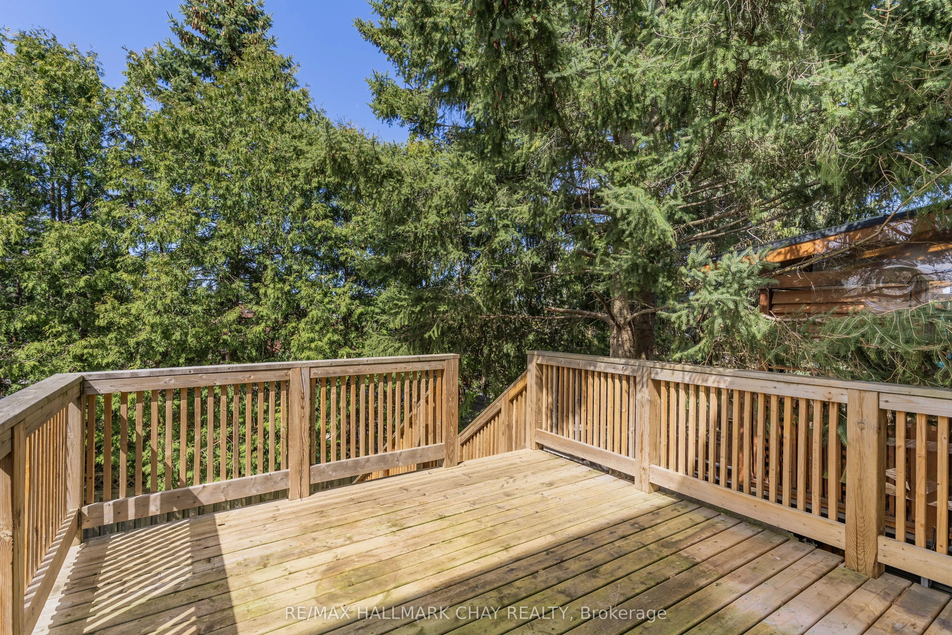 492 Britannia Avenue