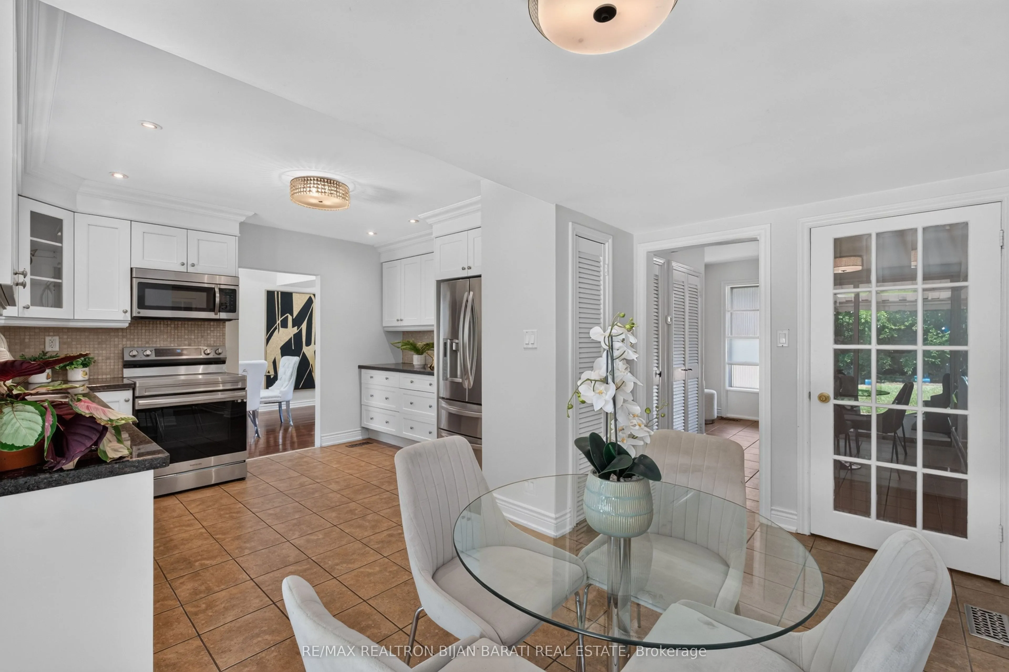 215 Grandview Avenue