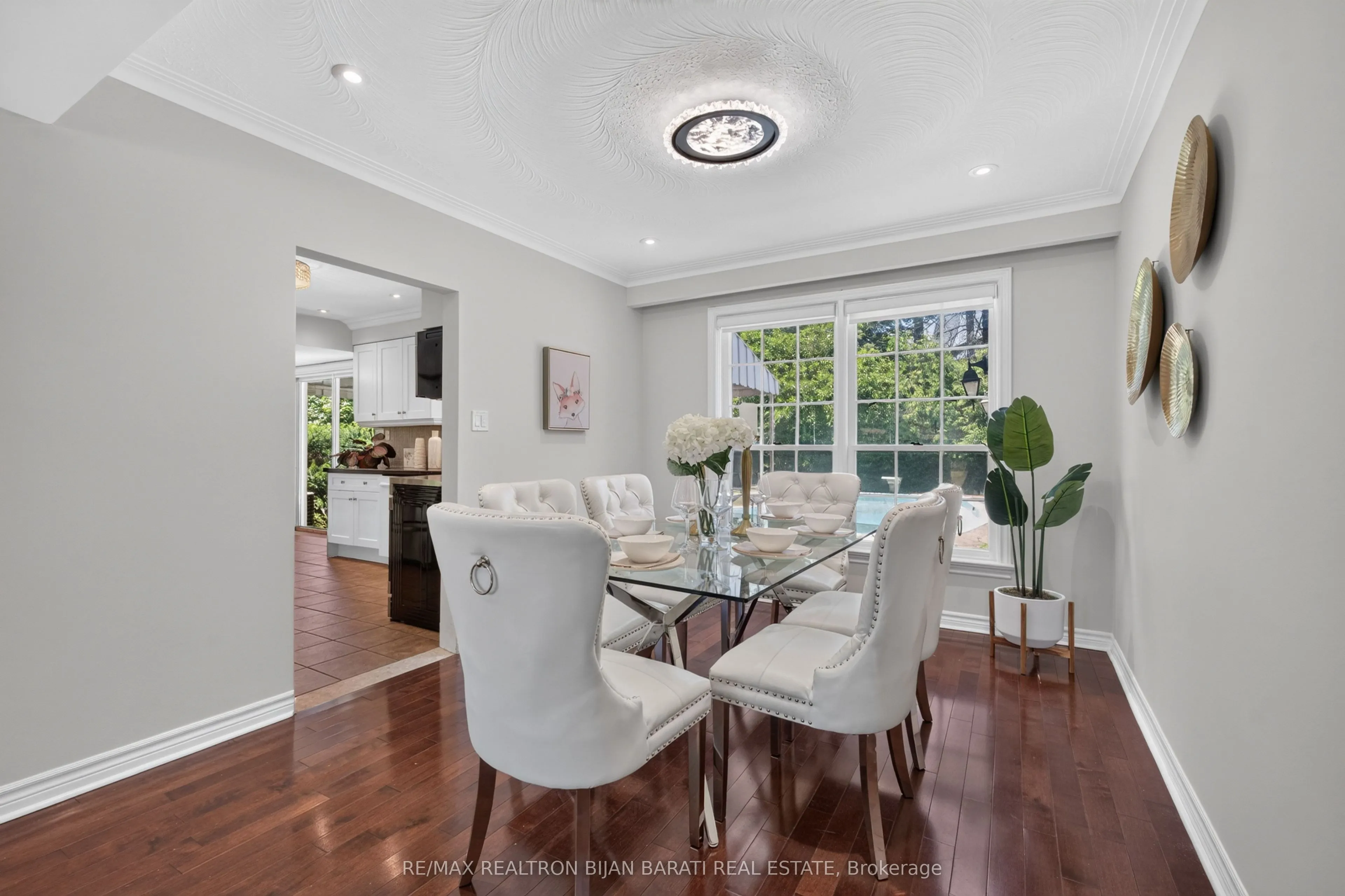 215 Grandview Avenue