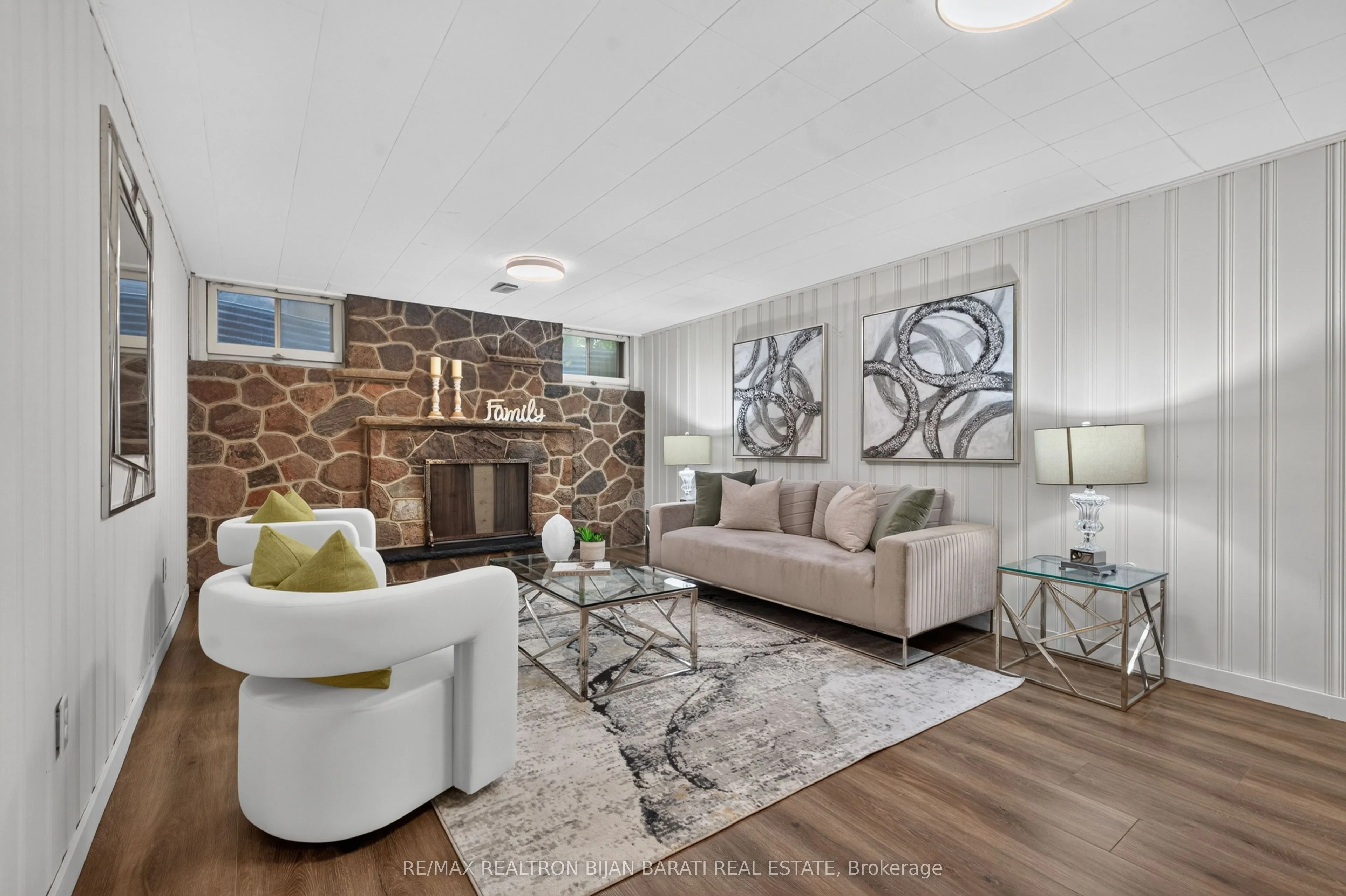 215 Grandview Avenue