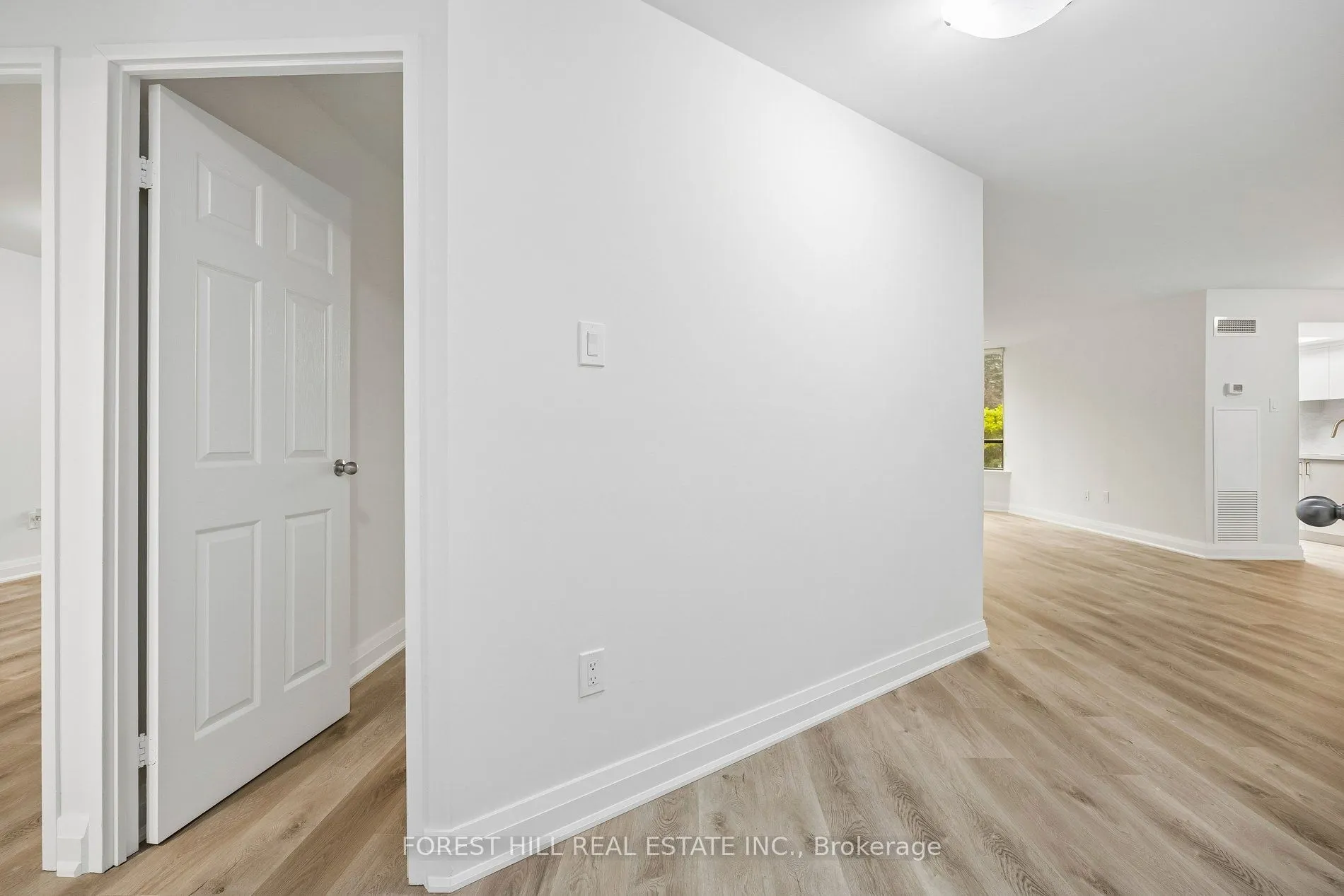 7420 Bathurst Street #101