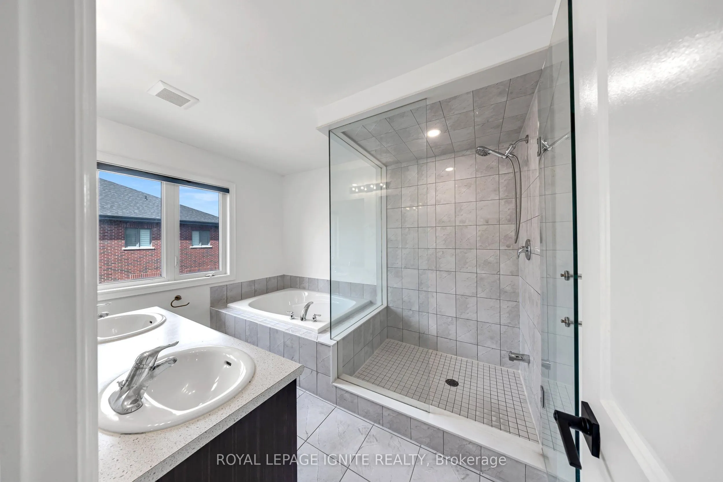 9 Alan Williams Trail