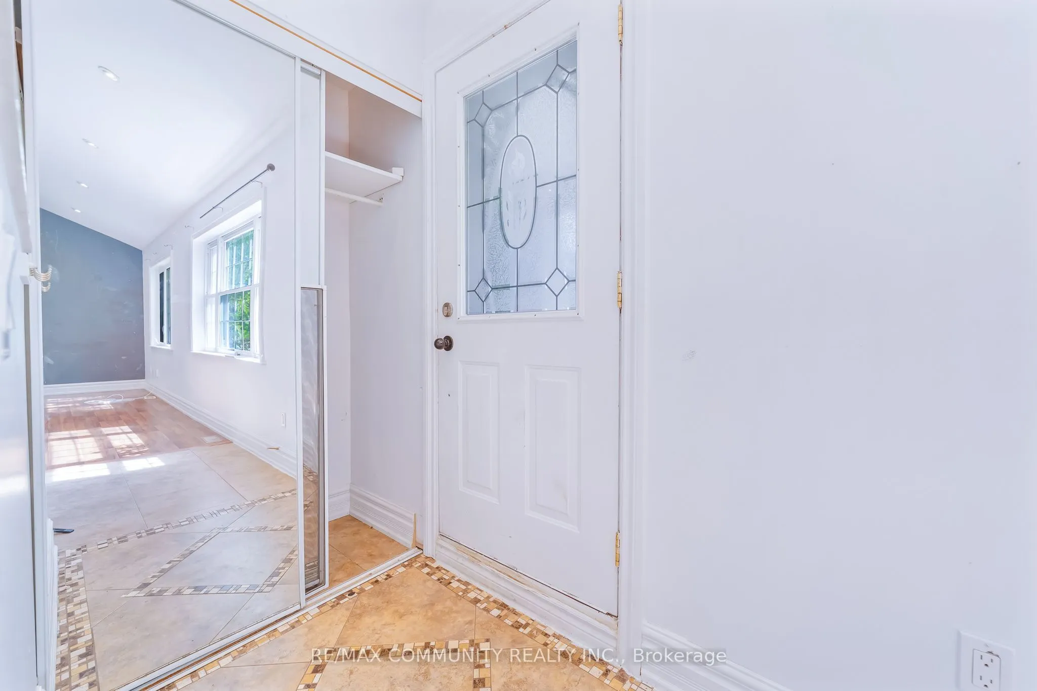 5154 Aurora Road
