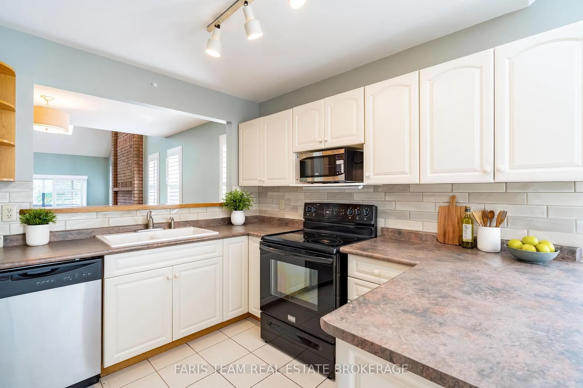 88 Green Briar Road #28