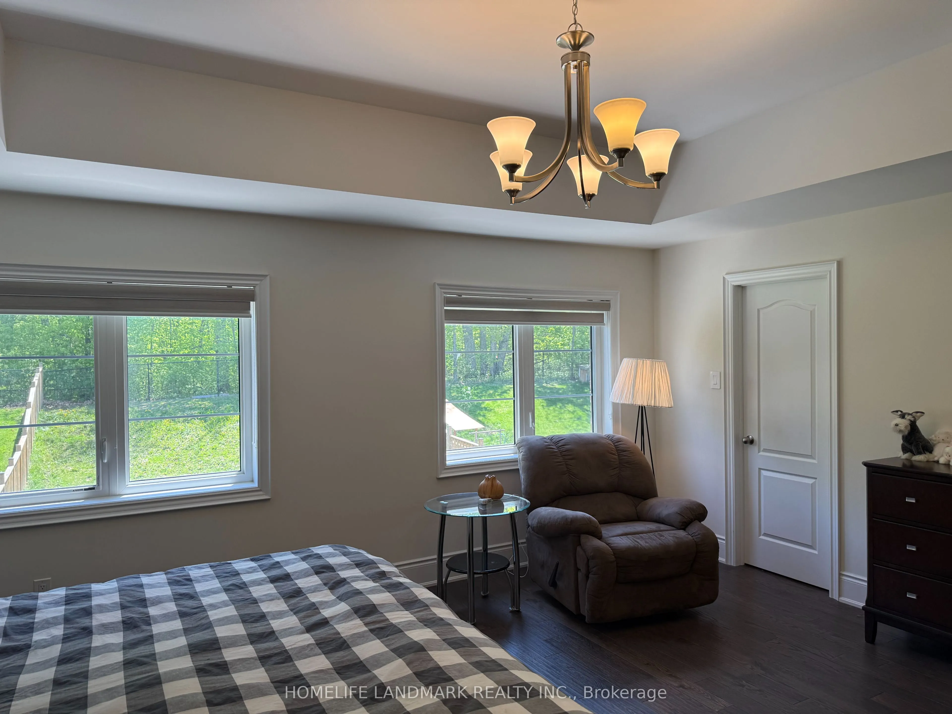 46 Forest Edge Crescent