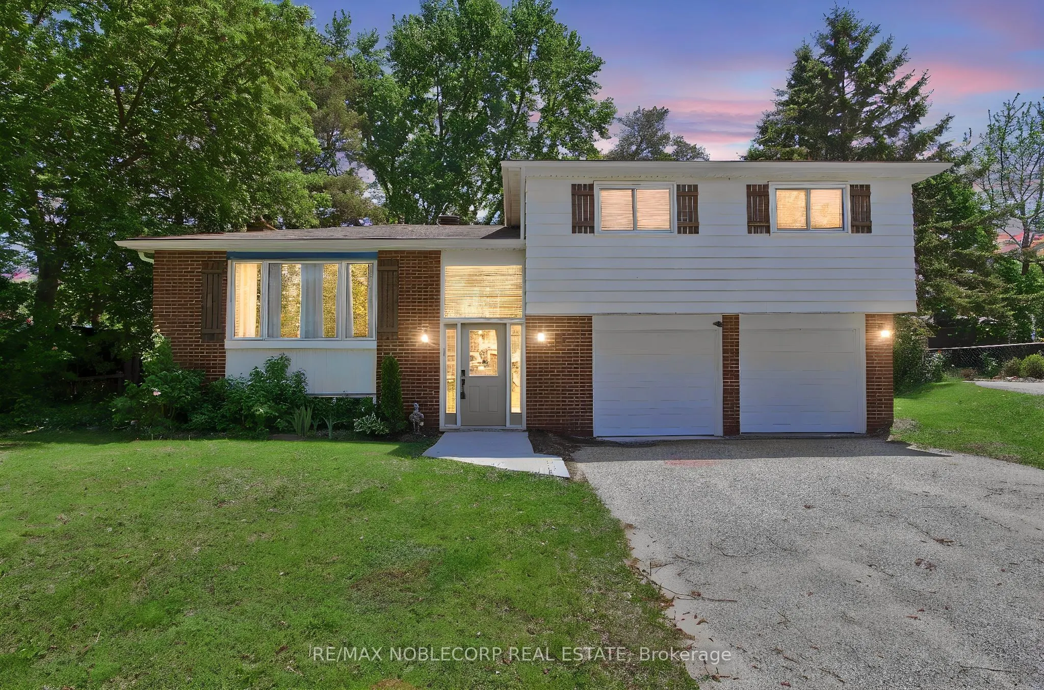 17 Larkdale Crescent