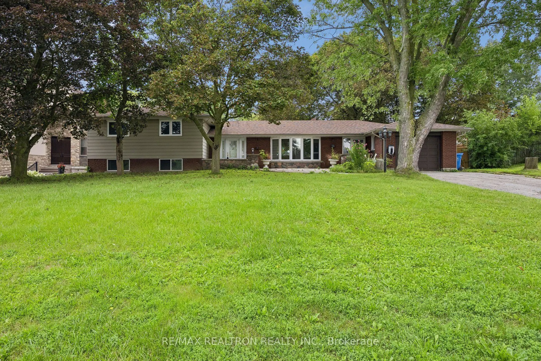 41 Hamilton Drive