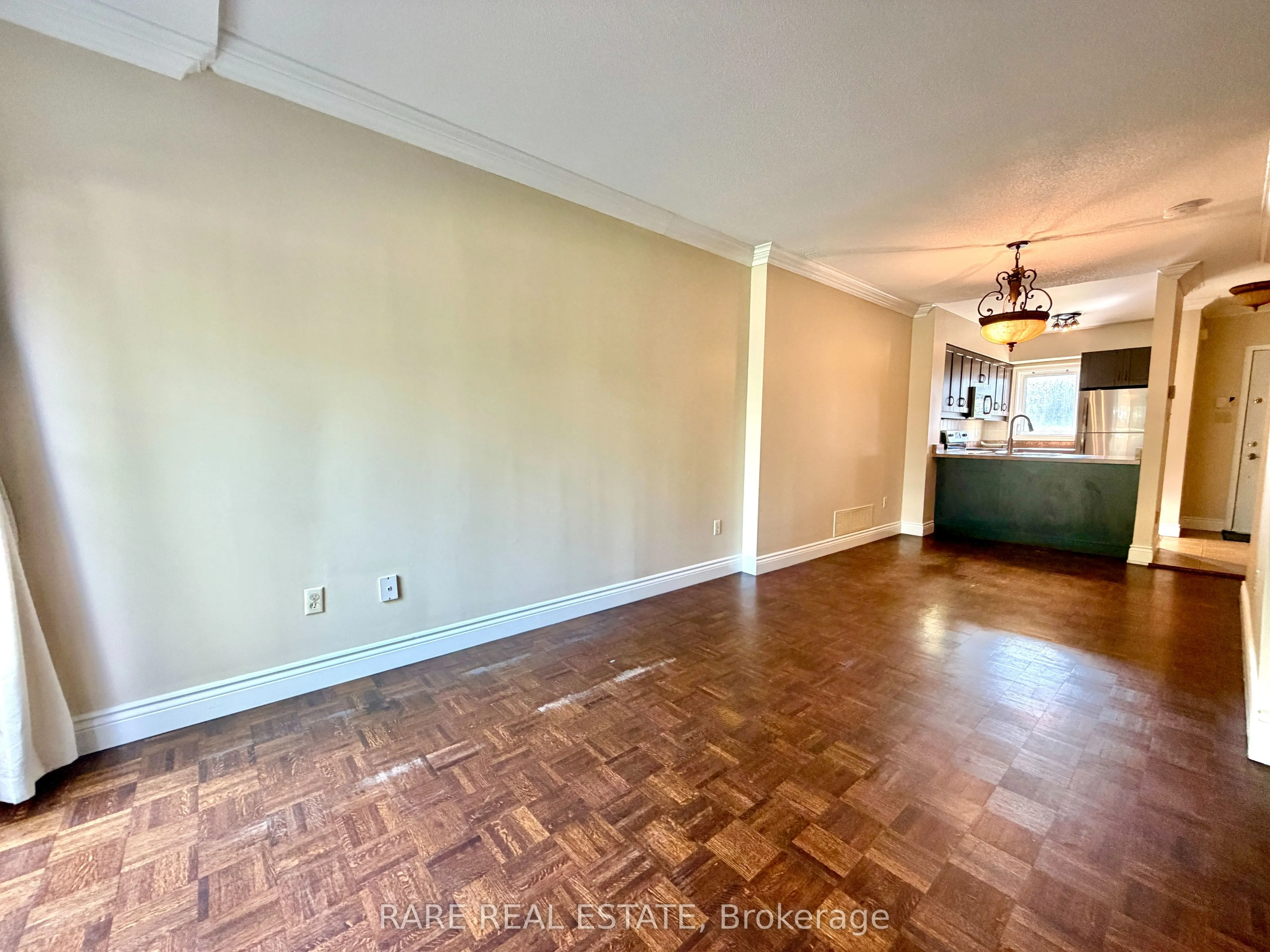 735 New Westminster Drive #77