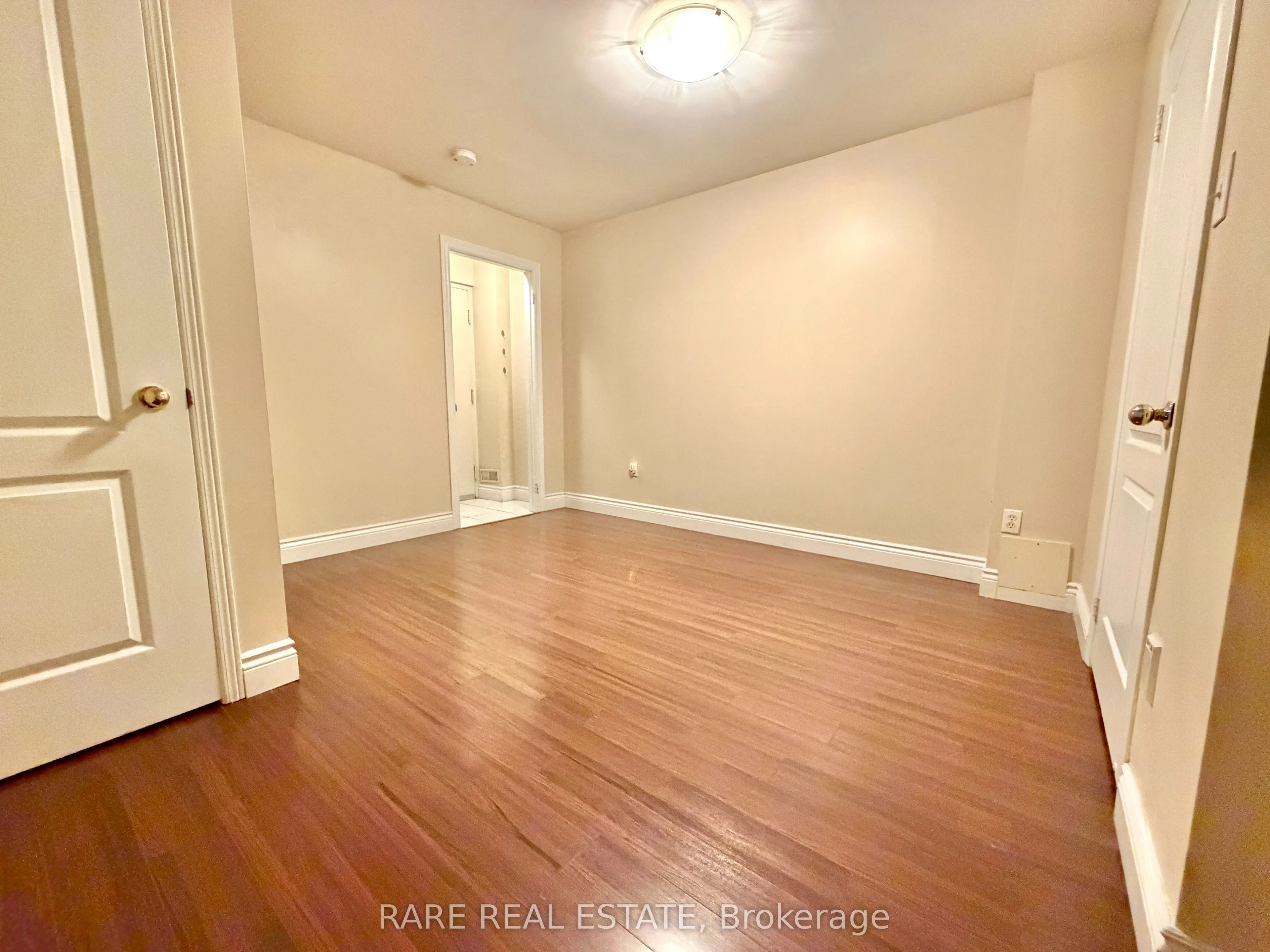 735 New Westminster Drive #77